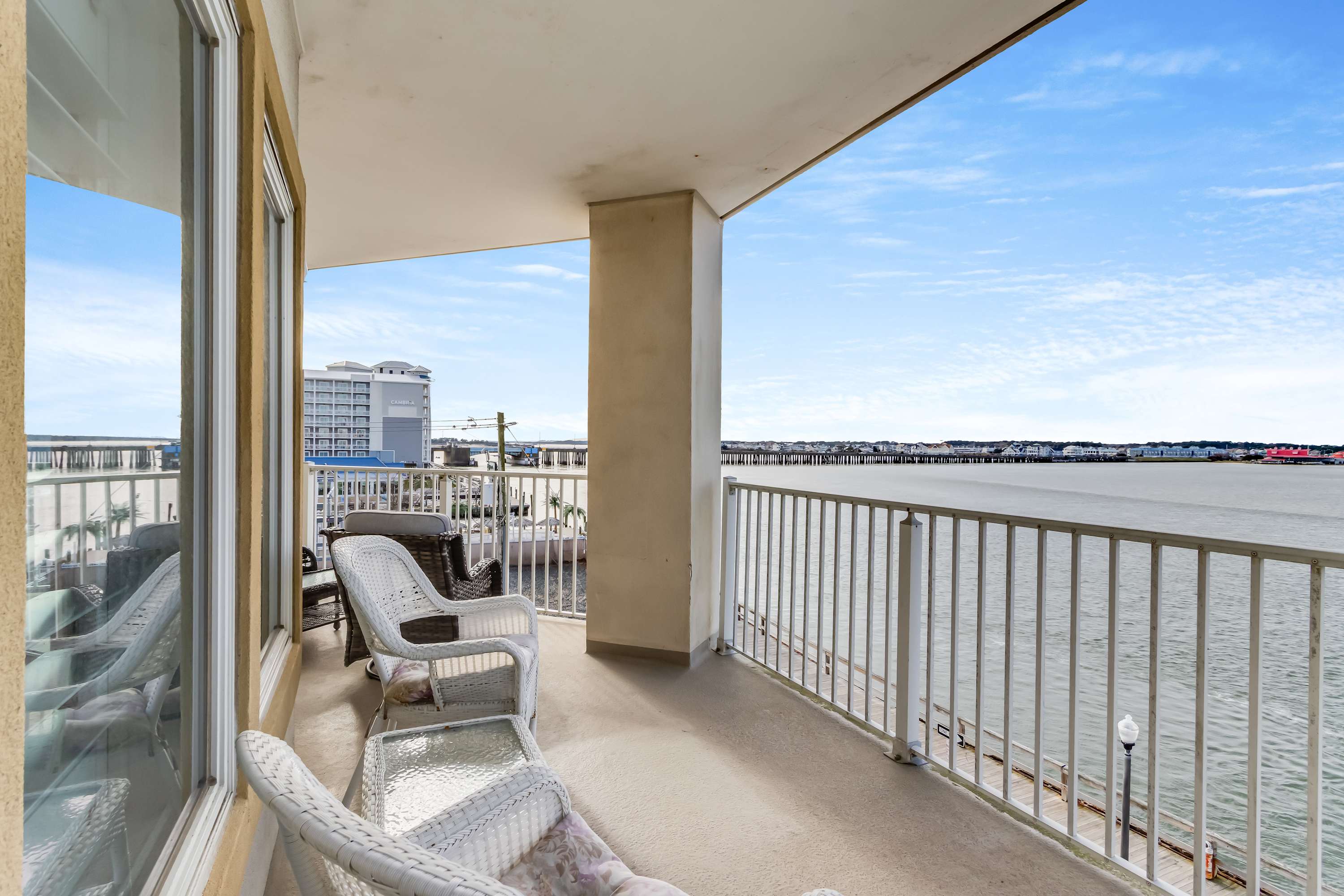 Cori Noel 301 | Expansive Balcony | Outdoor Pool