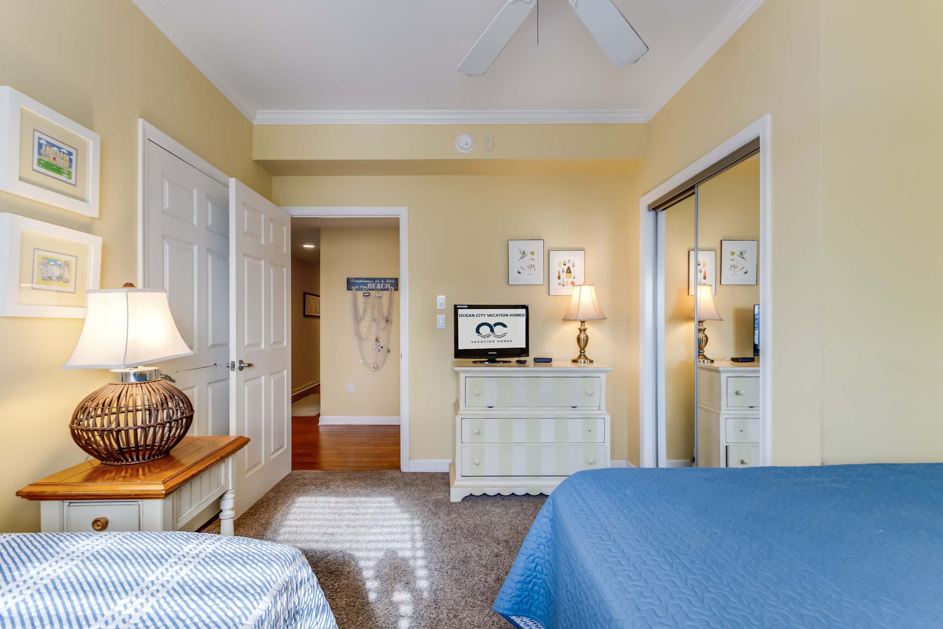 Cori Noel 301 | Expansive Balcony | Outdoor Pool