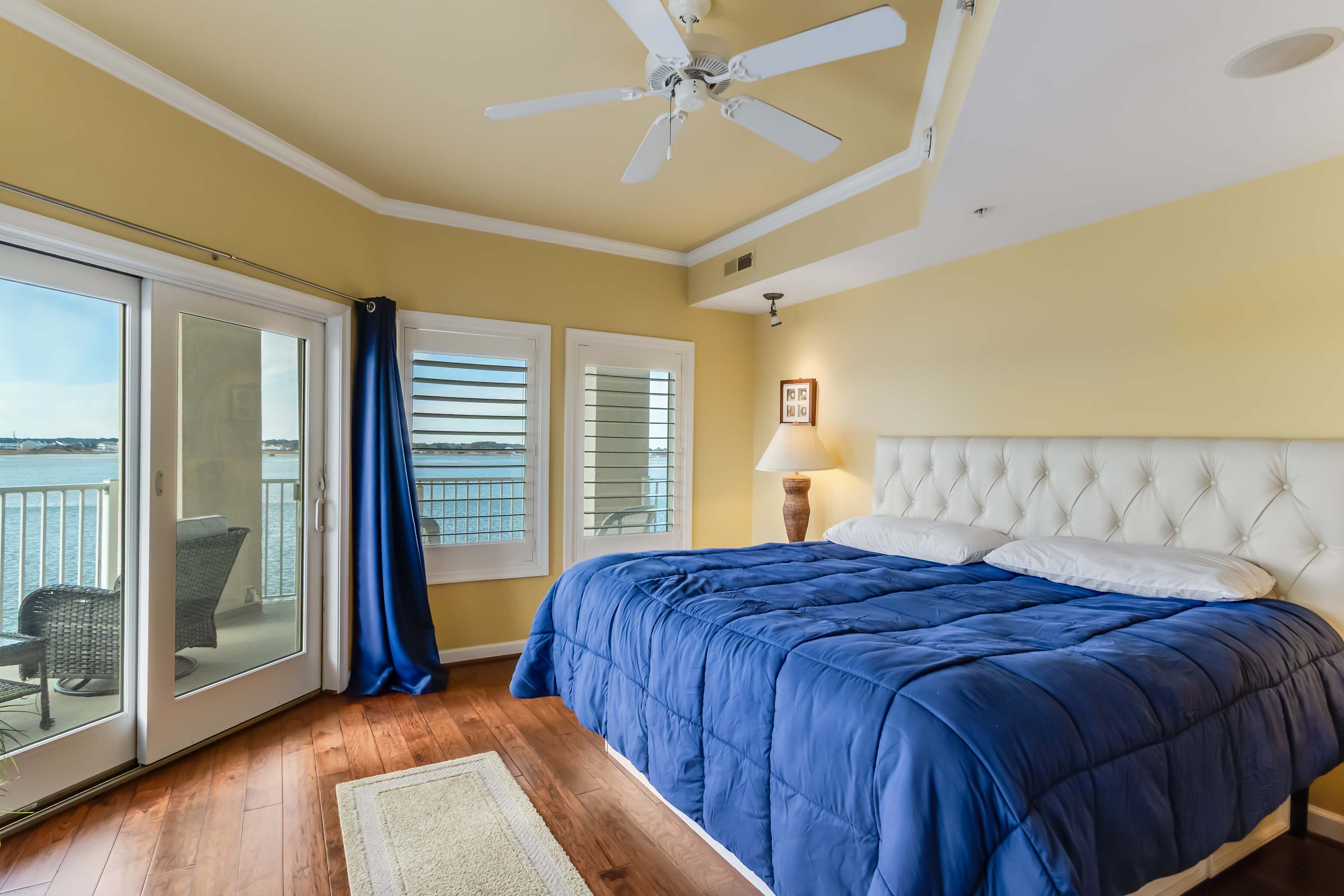 Cori Noel 301 | Expansive Balcony | Outdoor Pool