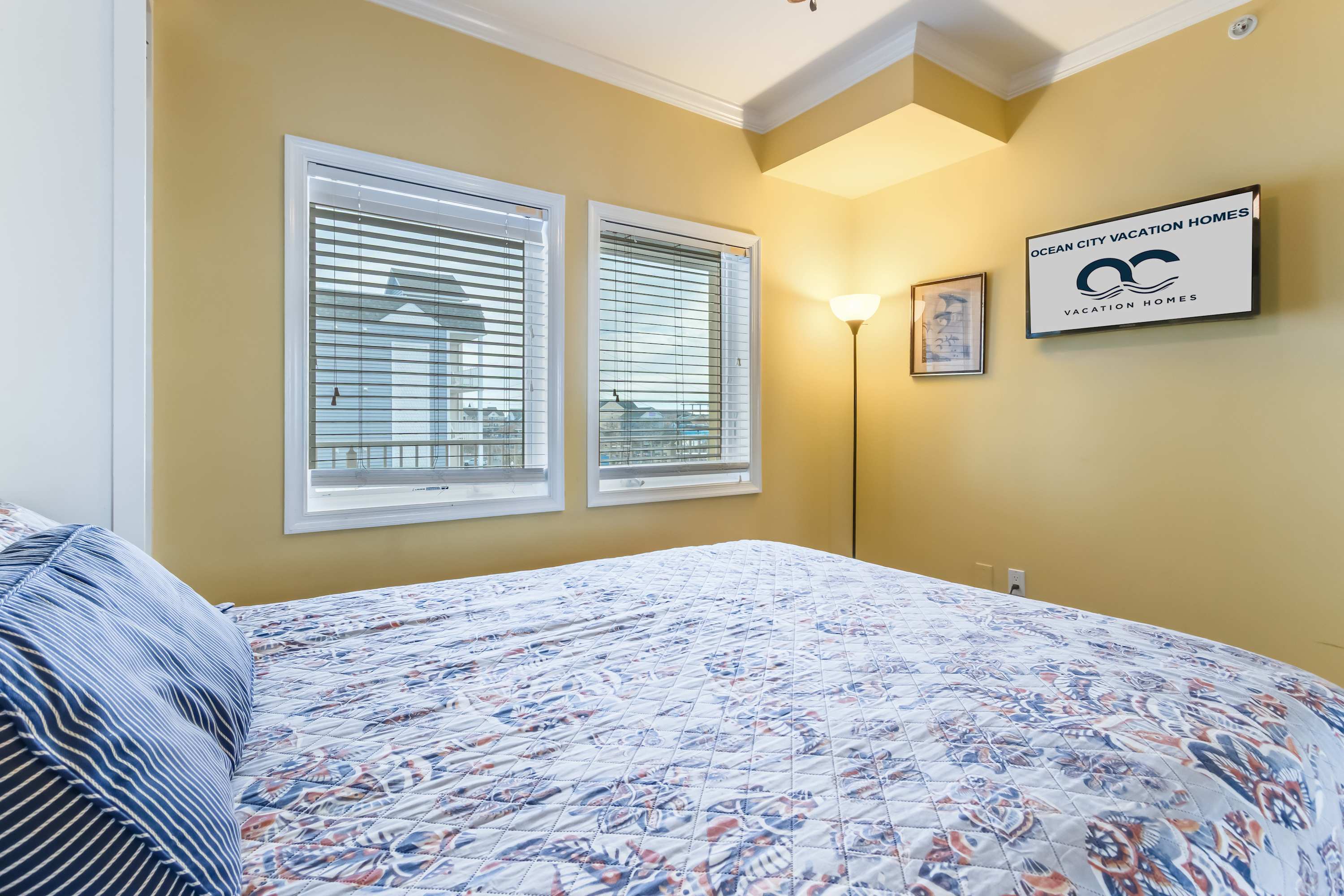 Cori Noel 301 | Expansive Balcony | Outdoor Pool
