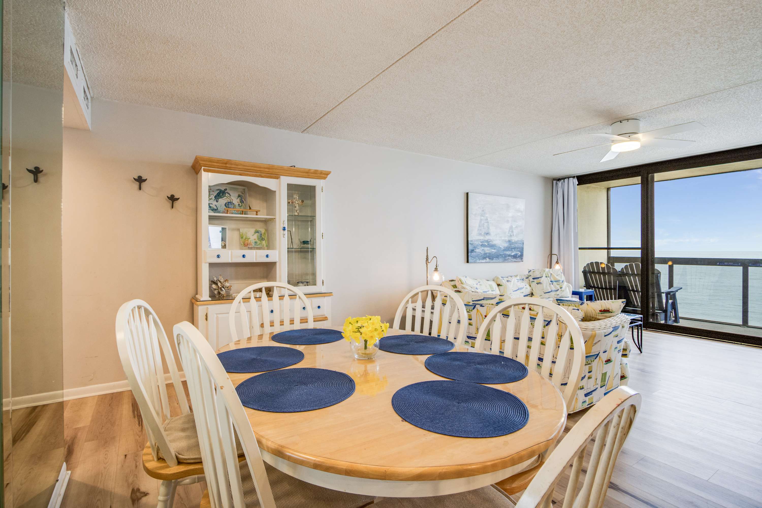 Golden Sands 1412, Oceanfront, Pools, Games