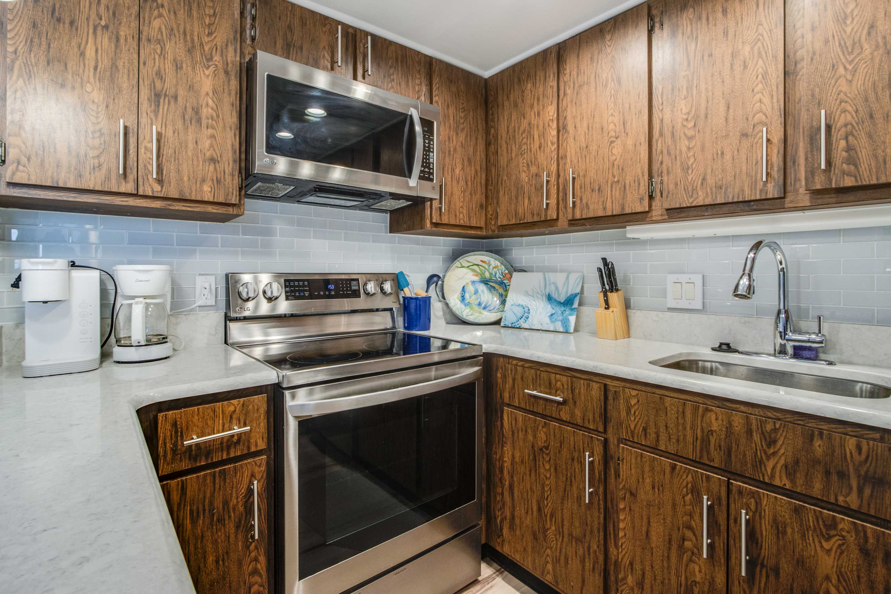 Golden Sands 1412, Oceanfront, Pools, Games