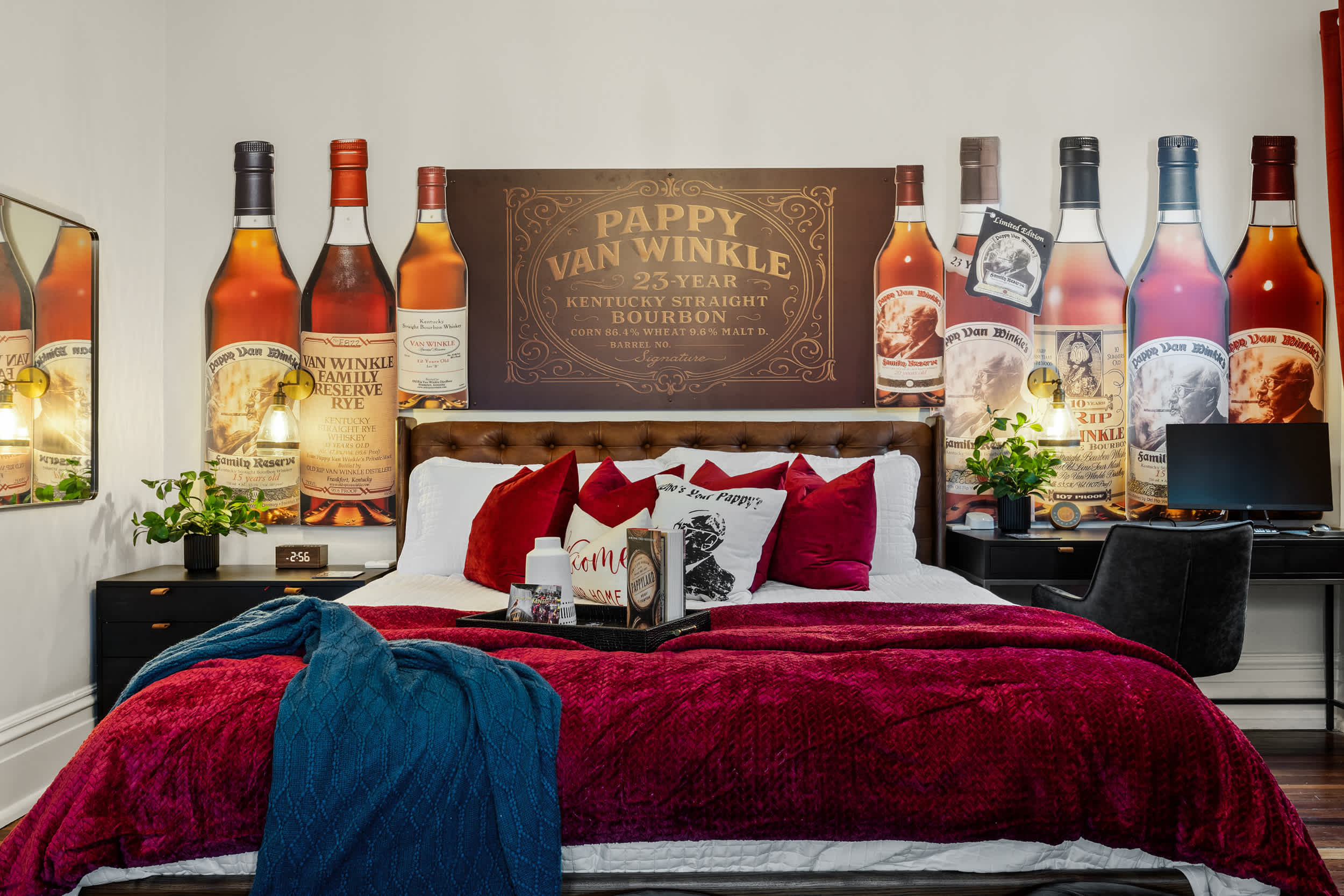 Bourbon-themed Home w/ Arcade & Hot Tub for Groups