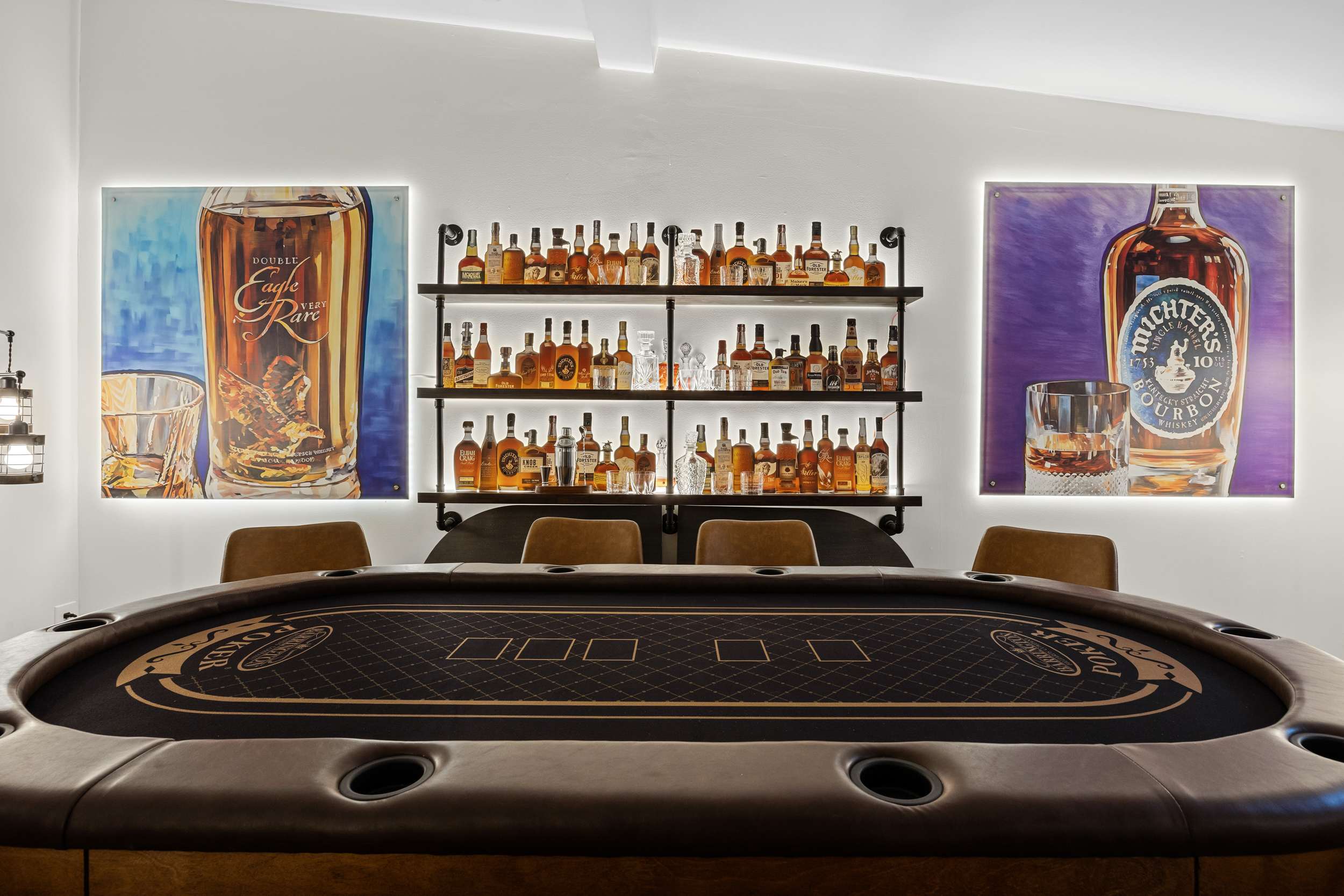 Bourbon-themed home w/ arcade room and pvt hot tub