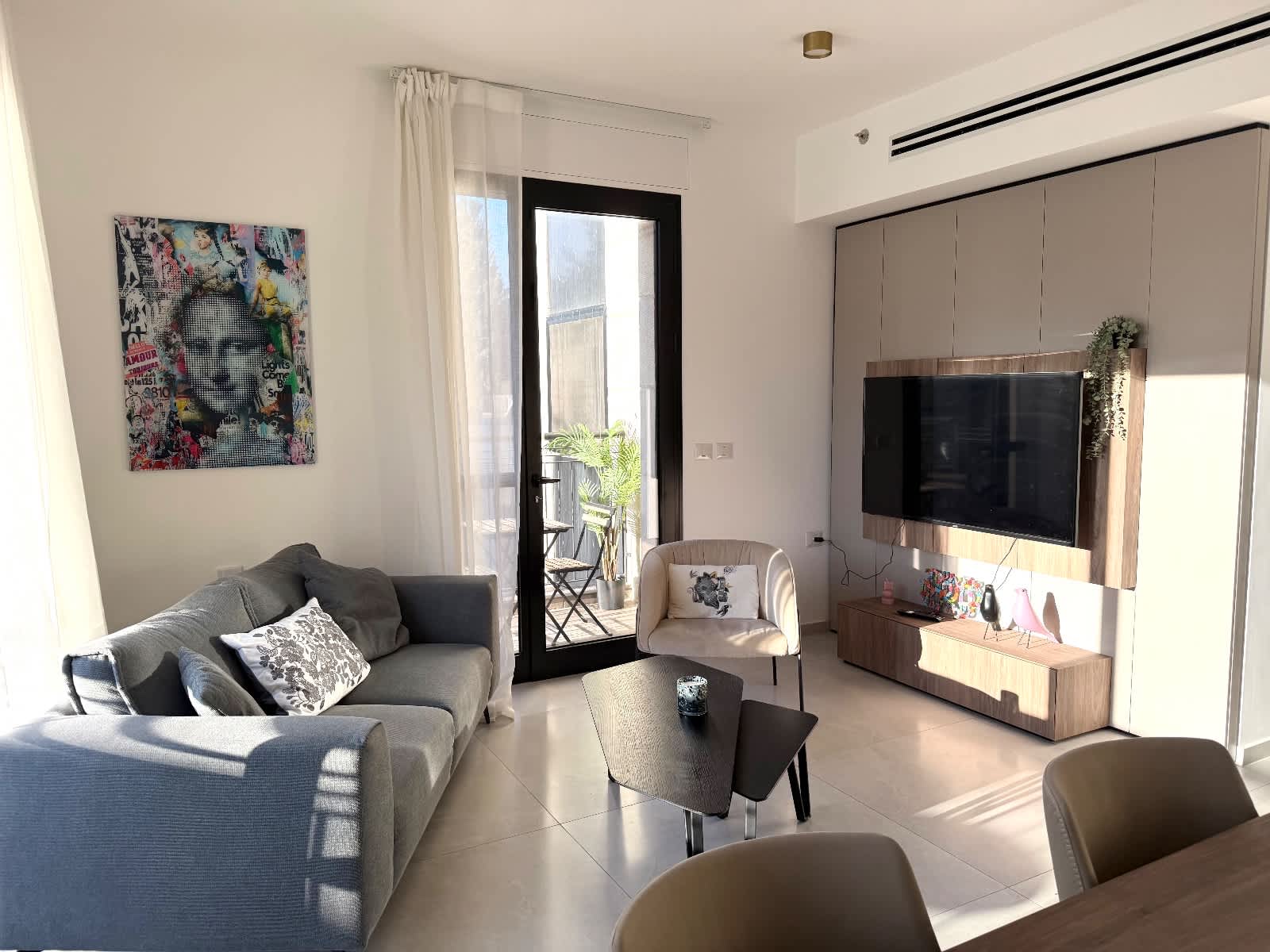 Bright & Stylish 2BR in the Heart of Jerusalem