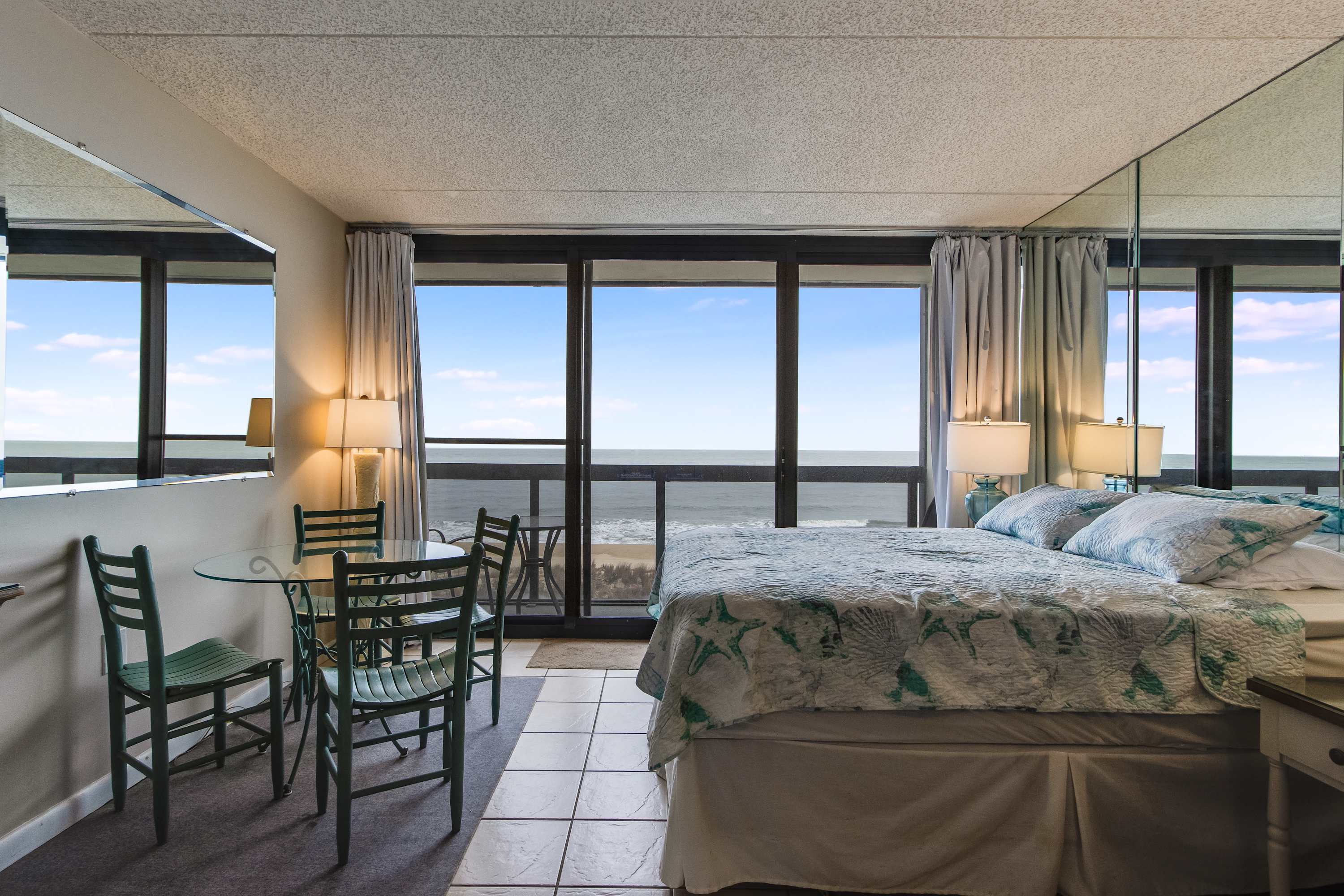 Golden Sands 514