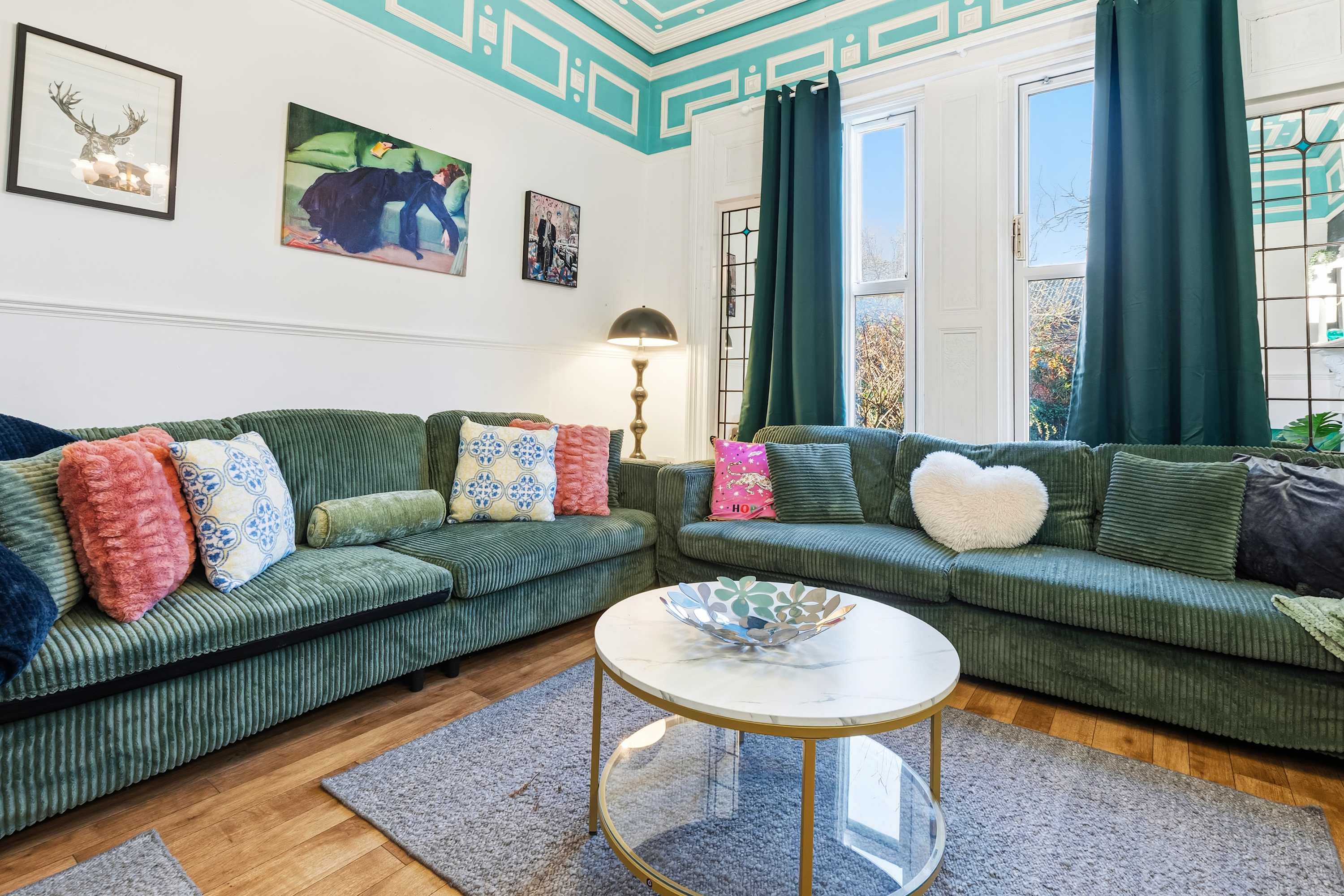 Spacious 220sqm House • 10-min Dr City Ctr/Heaton in 4 Kingscliffe Street M9 4PG - Property image 7 - VivreStays