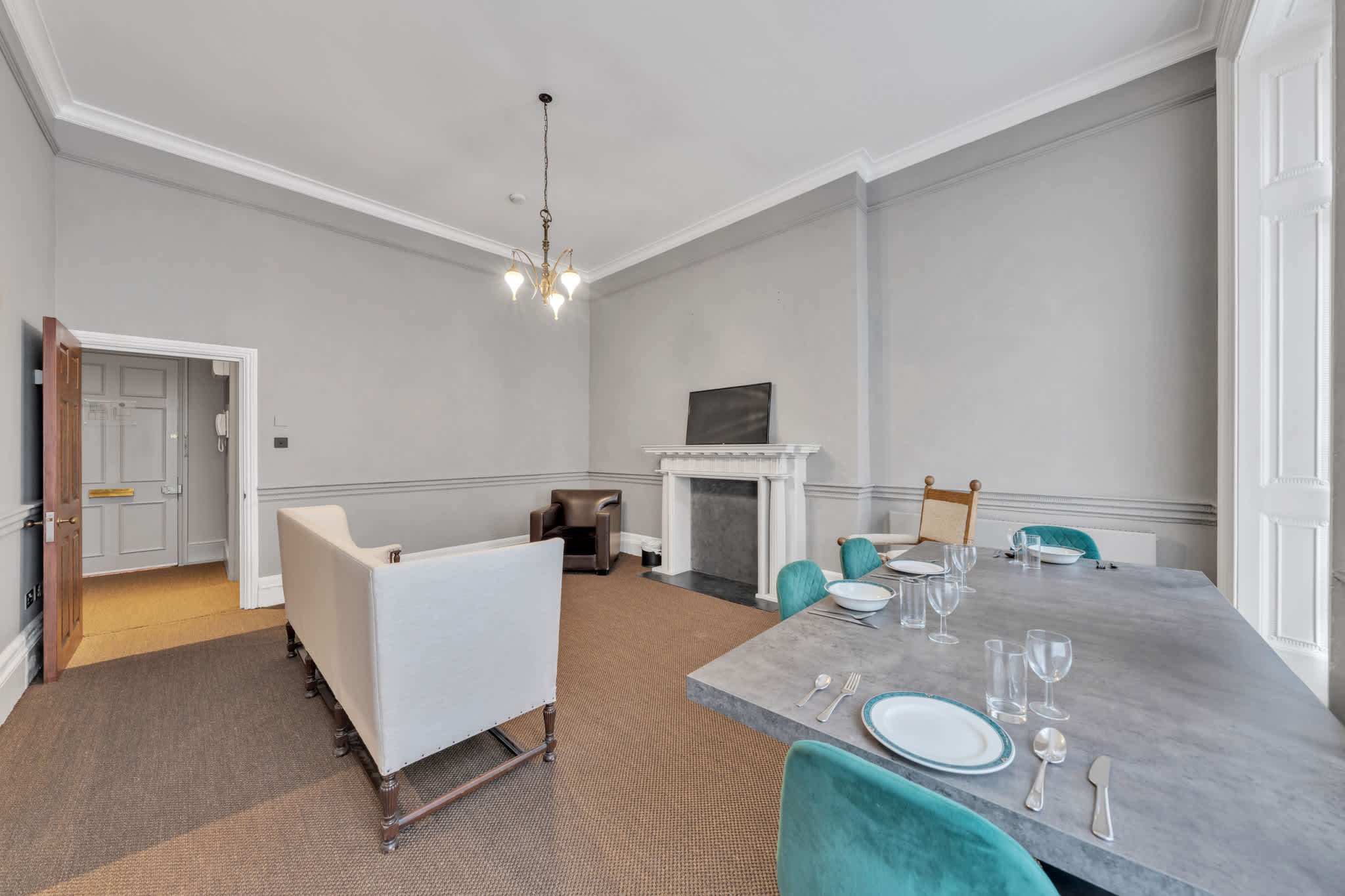 View Premium Mayfair One-Bedroom Suite in Hertford Street W1J 7SS Premium Mayfair One-Bedroom Suite in Hertford Street W1J 7SS - Property image 2 - VivreStays