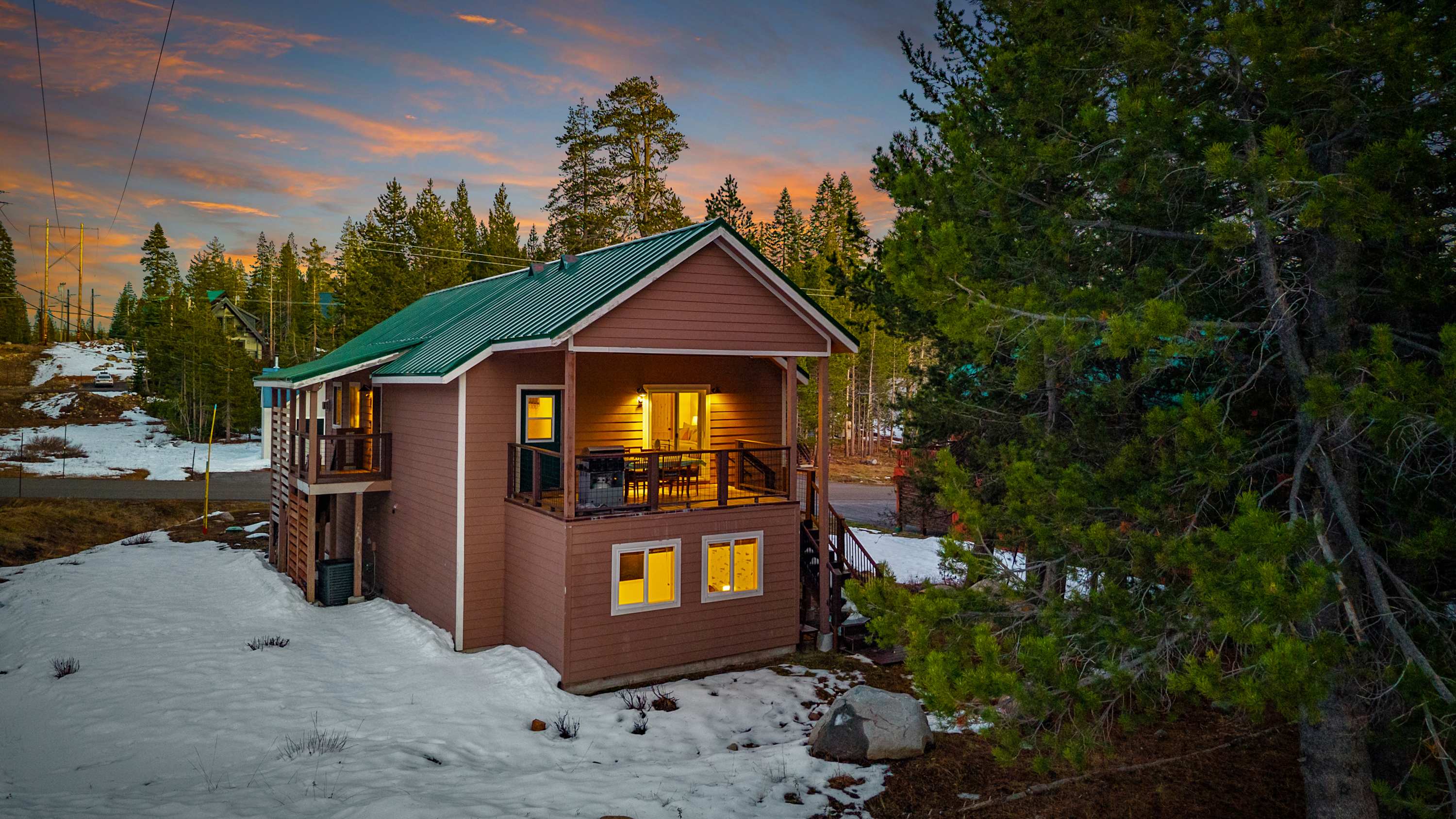 Mountain Retreat | Canoe | Fireplace | Views — Soda Springs, CA — vacation rental