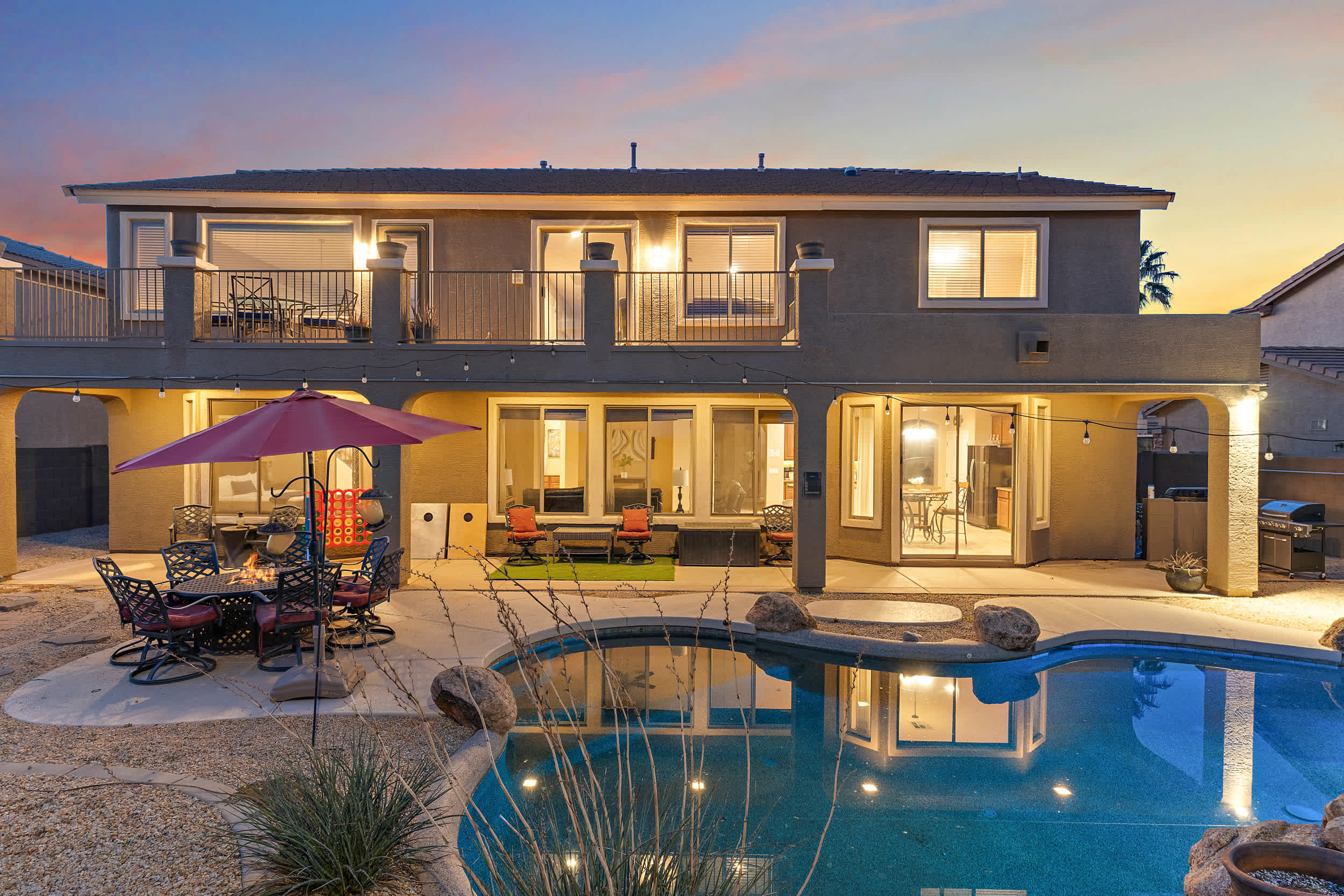 Sleeps 14 • Pool&Spa • Fire Pit • Billiards • EV Plug 6