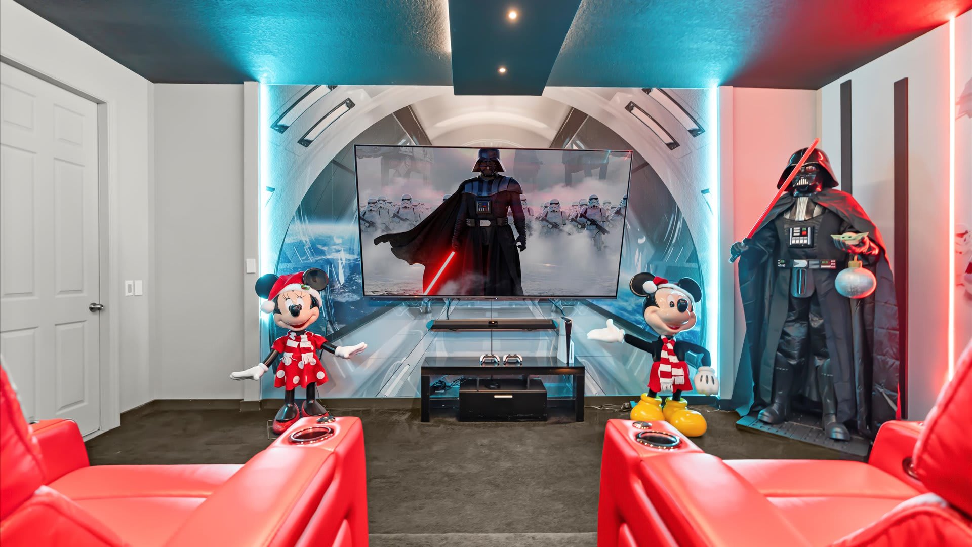 Upstay Solara Resort Villa Pool Cinema Games | Photo 9