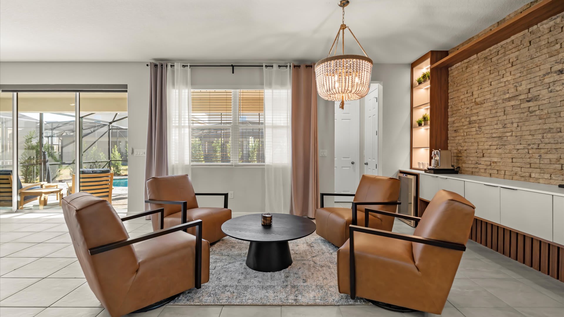 Upstay Solara Resort Villa Pool Cinema Games | Photo 18