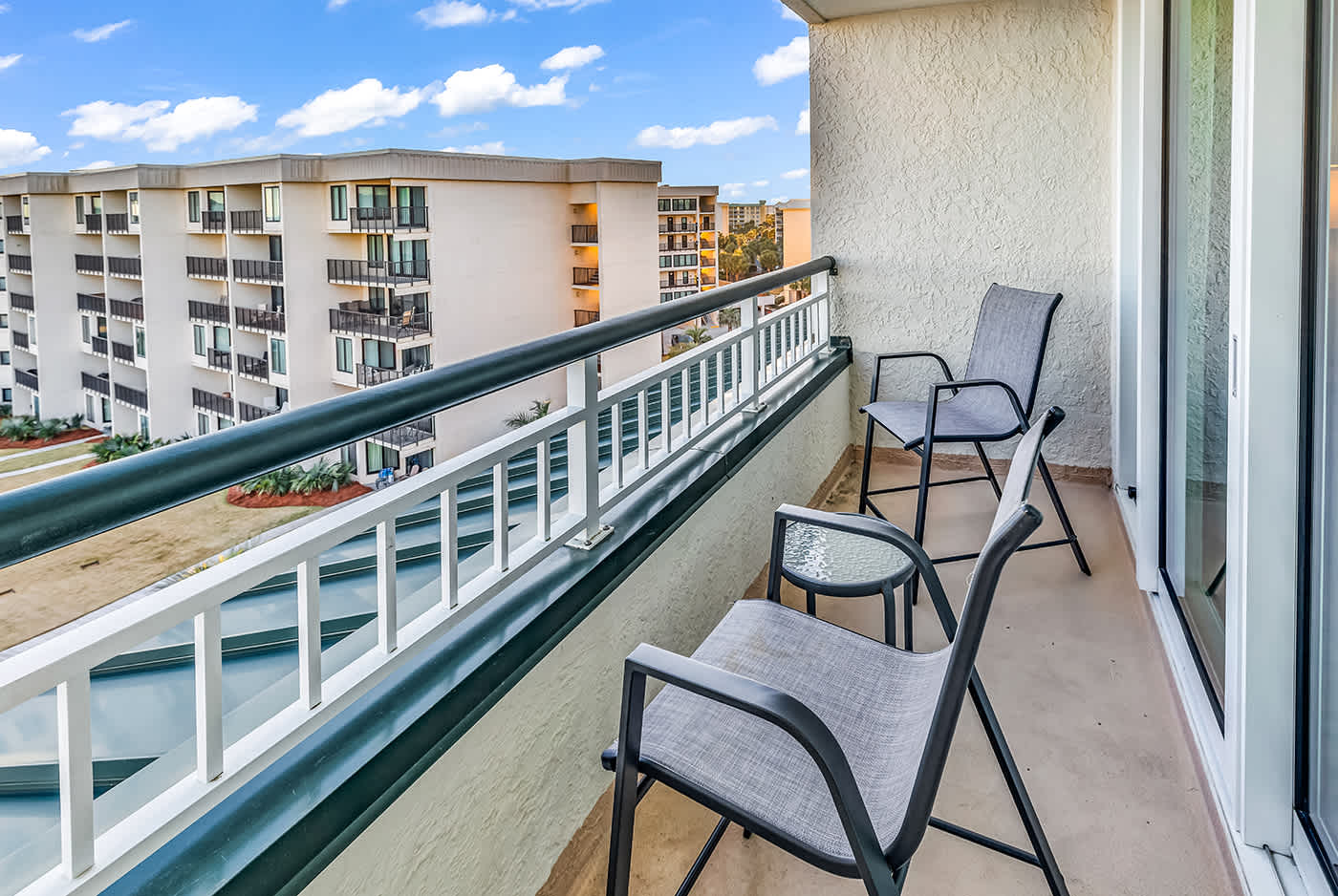 Oceanfront Luxury 2BR Litchfield Beach Escape | Photo 27