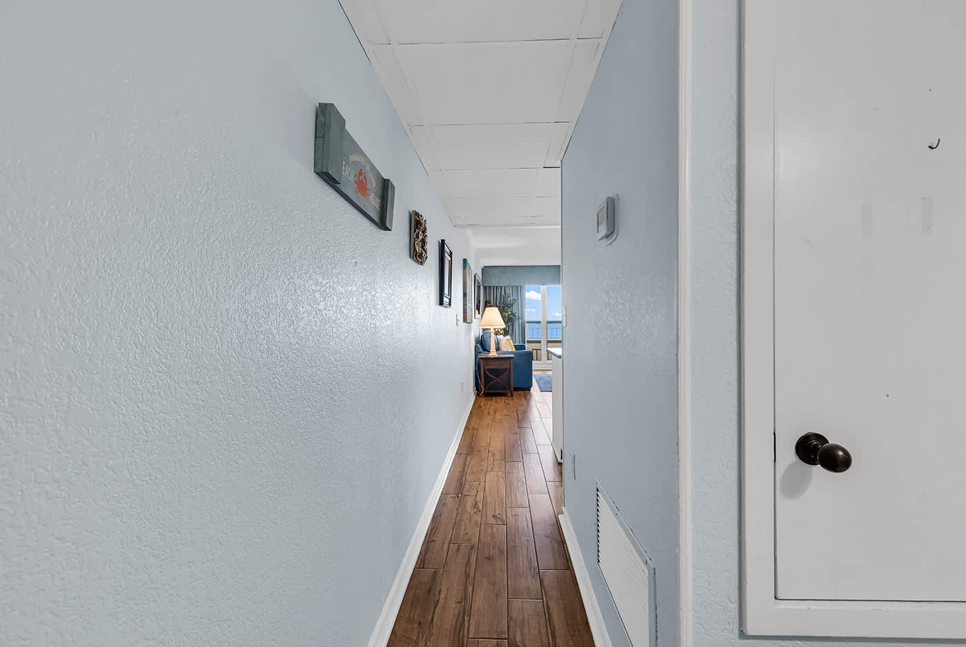 Oceanfront Luxury 2BR Litchfield Beach Escape | Photo 17