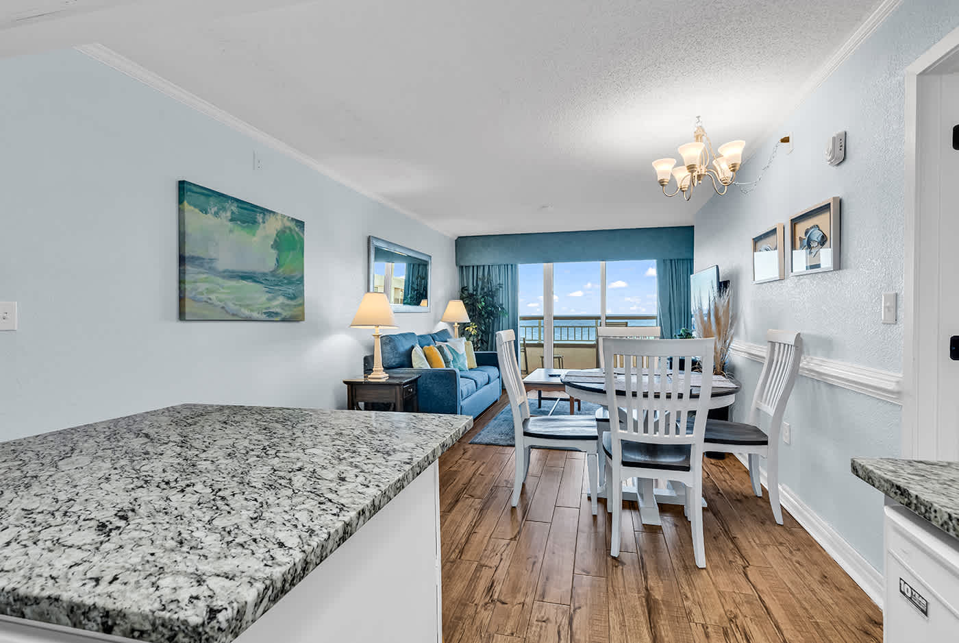 Oceanfront Luxury 2BR Litchfield Beach Escape | Photo 6