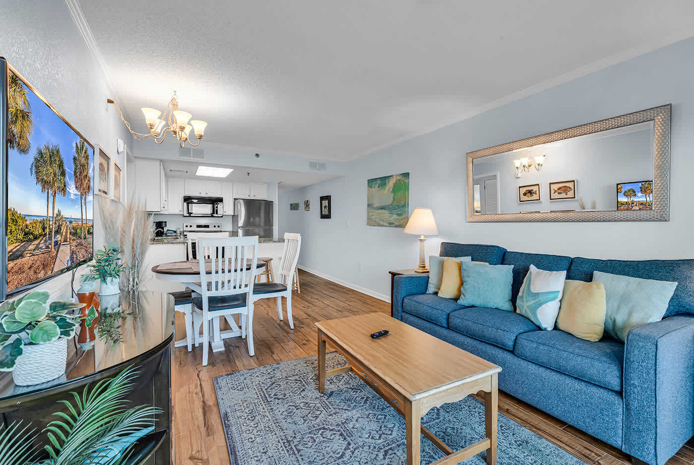 Oceanfront Luxury 2BR Litchfield Beach Escape | Photo 7