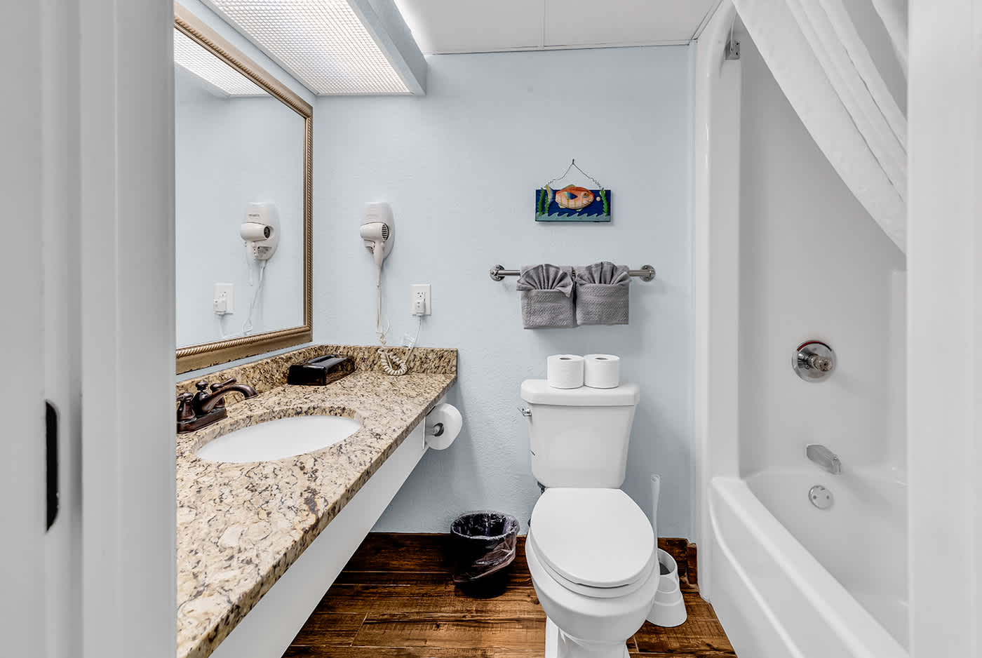 Oceanfront Luxury 2BR Litchfield Beach Escape | Photo 22