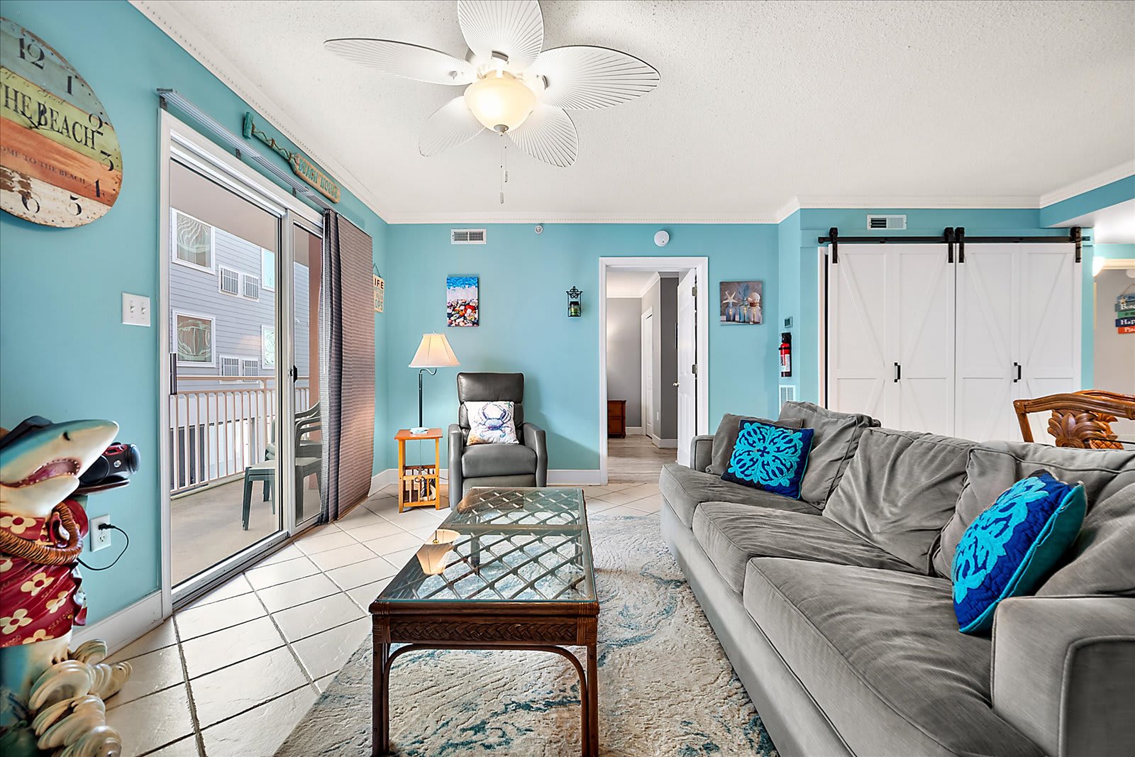 Two Bedroom Updated Condo with Great Amenities | Photo 3