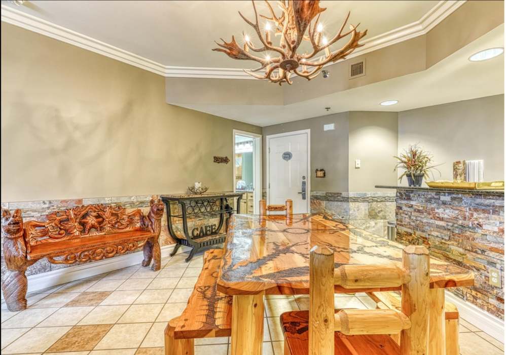Mountain Style Condo, Sleep 6, Fireplace, Jetted Tub — Gatlinburg, TN — vacation rental