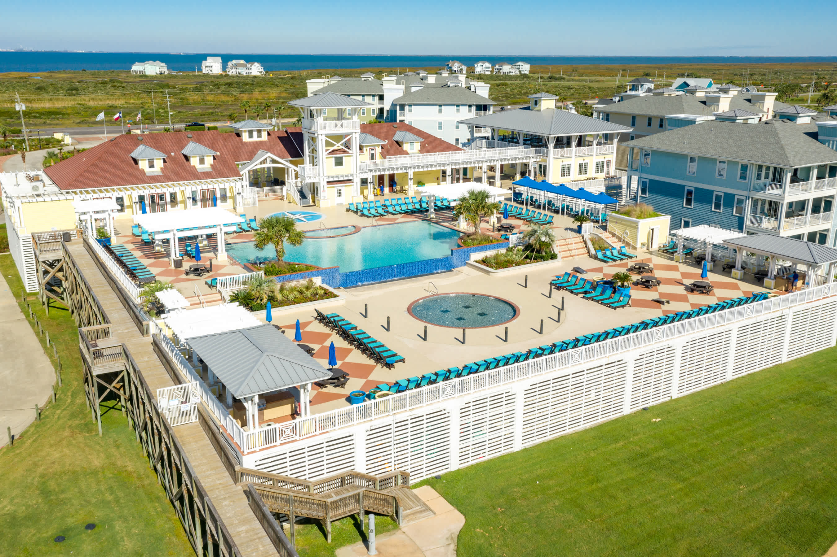 Pointe West Beach Club