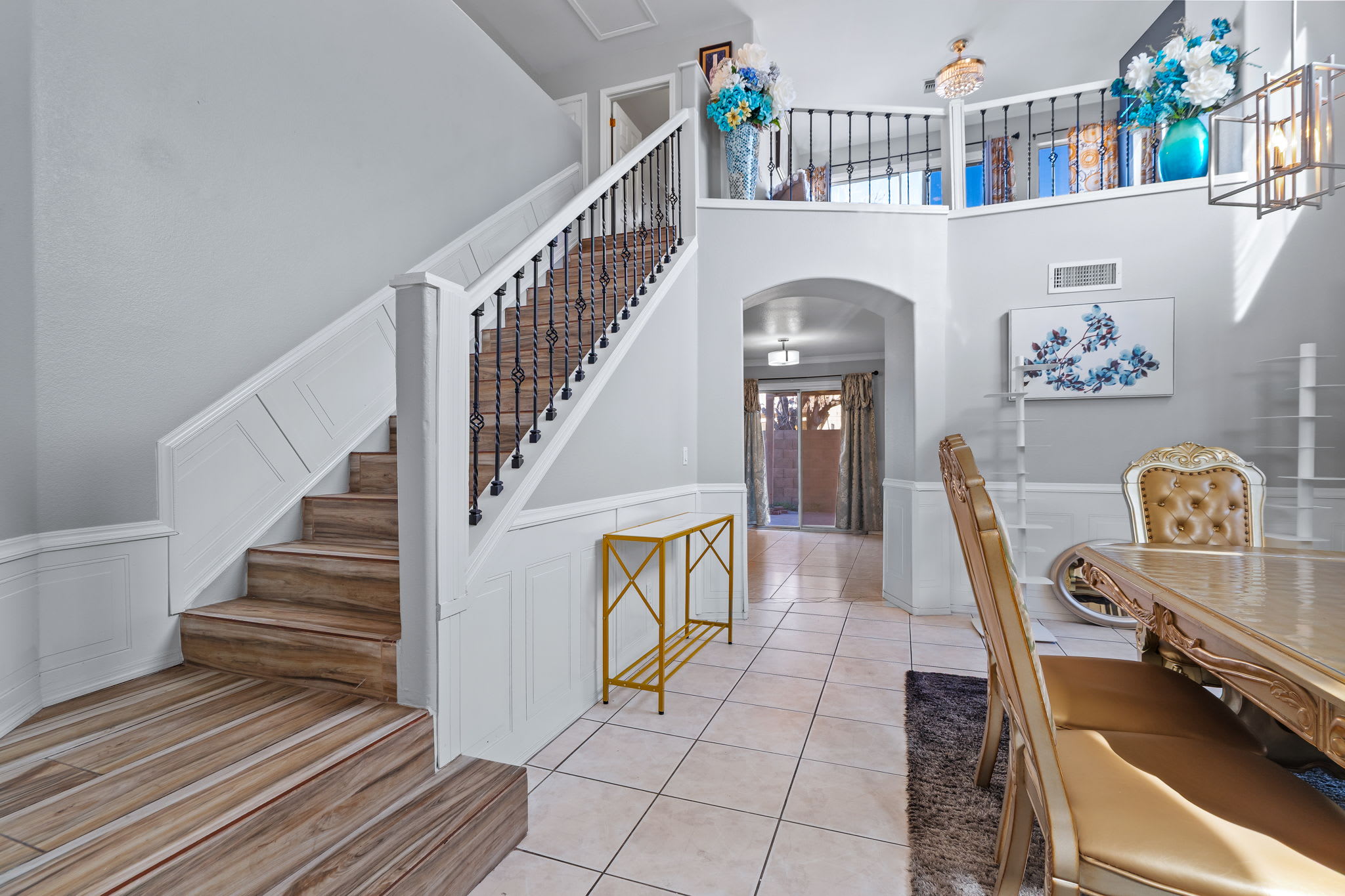Modern Mesa Retreat, King Master Suite