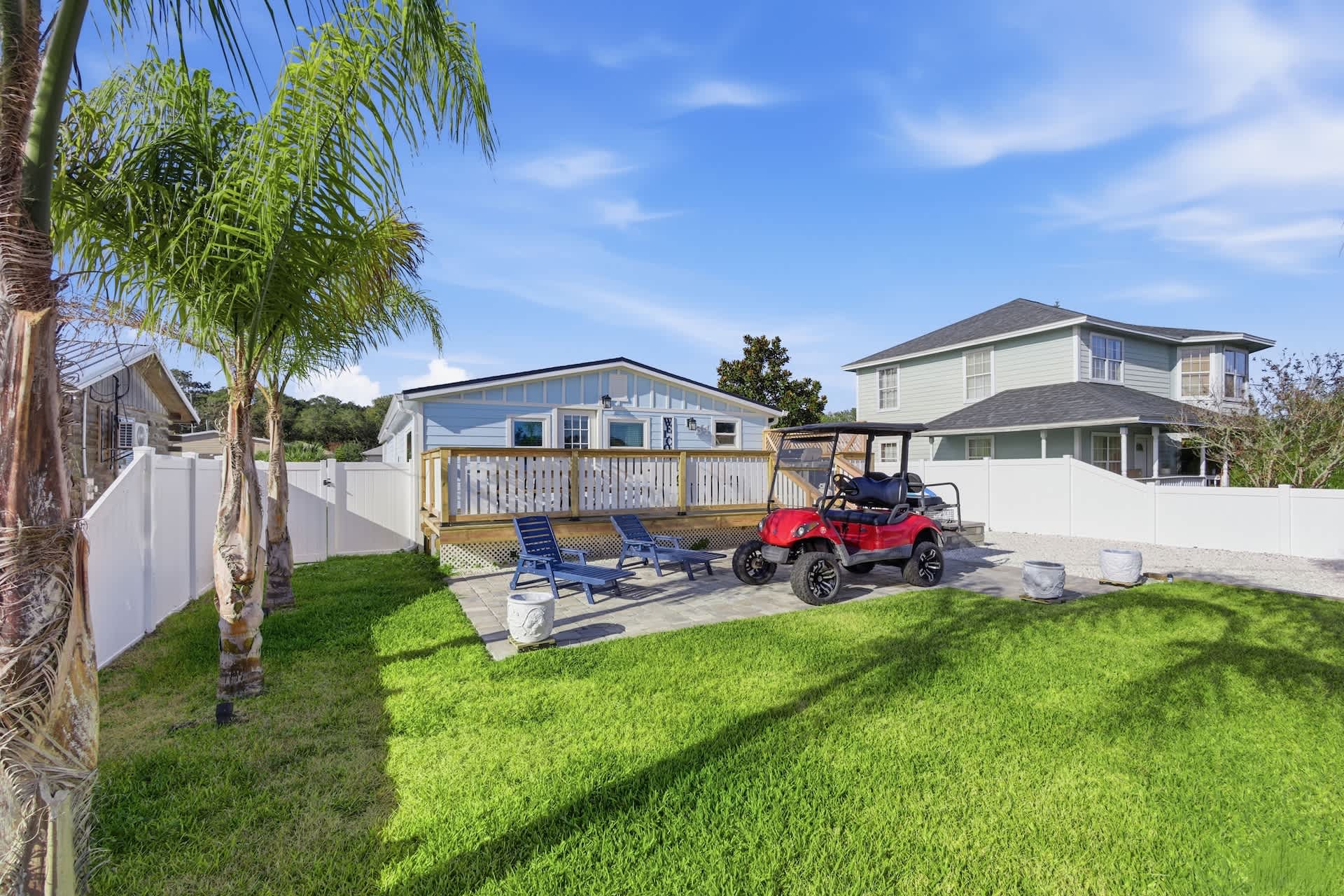 Beach Home: Heated Pool, Golf Cart, Kayaks, Fence 2