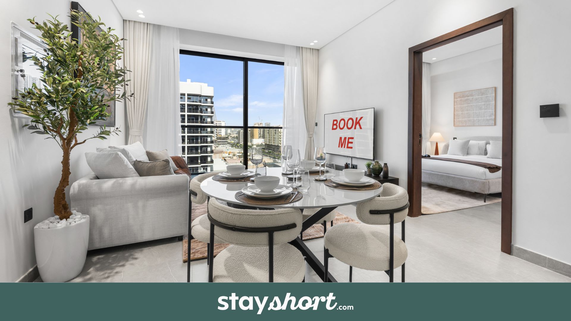 Free housekeeping visits during your stay - StayShort - Cozy 1 Bedroom in JGC with Balcony Sleeps 4 — Jumeirah Garden City, Dubai — vacation rental