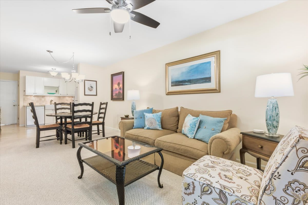 Beach-Ready Hilton Head Condo w Resort Amenities! 4