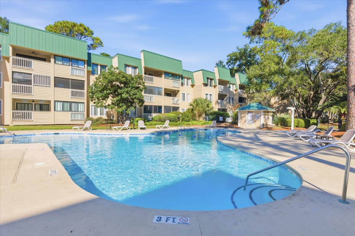 Beach-Ready Hilton Head Condo w Resort Amenities!