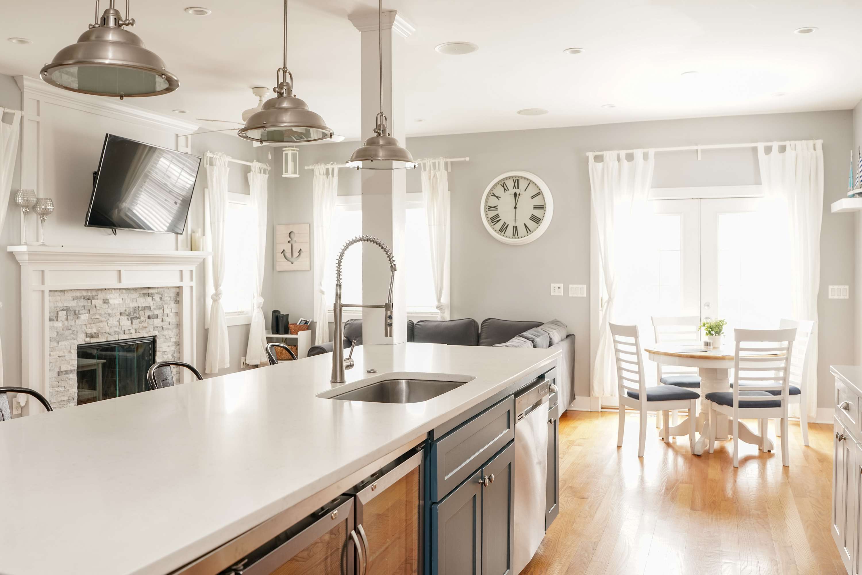 Delavan Lakeside Retreat for 10