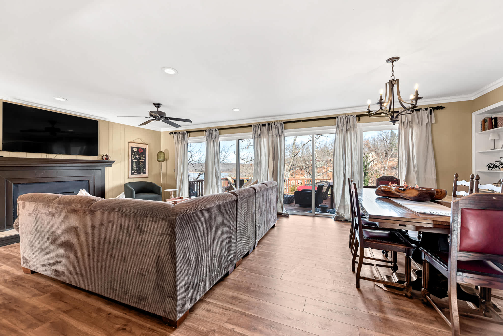 Living/ Dining Room