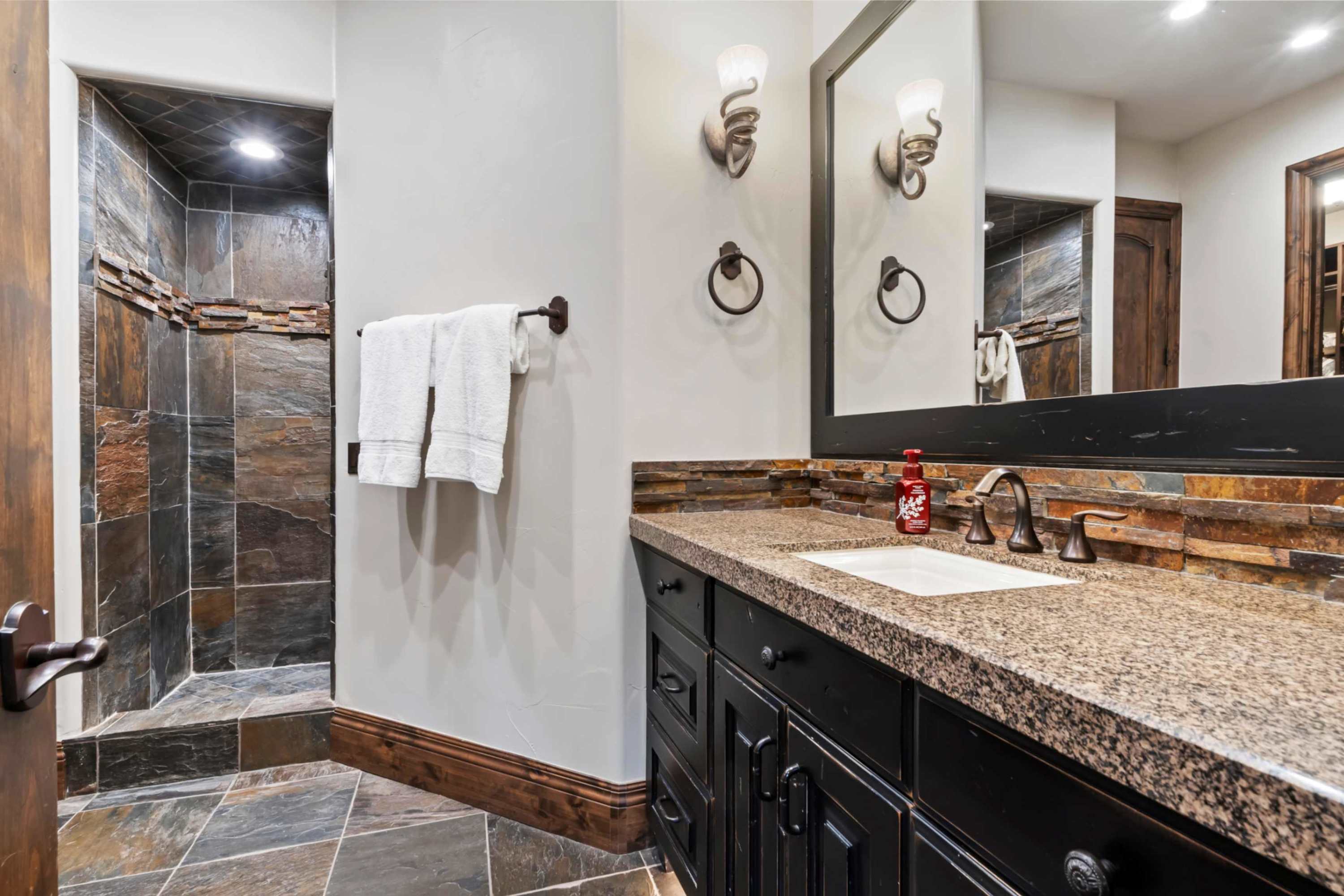 Wasatch Luxury Estate with Indoor Pickleball Theatre and Hot Tub | Photo 32