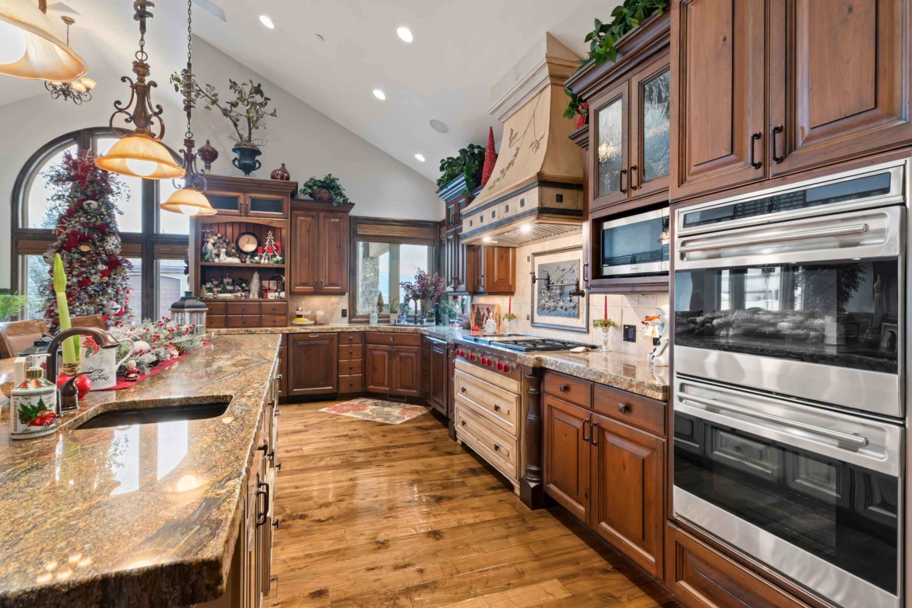 Fully fitted kitchen with top tier appliances