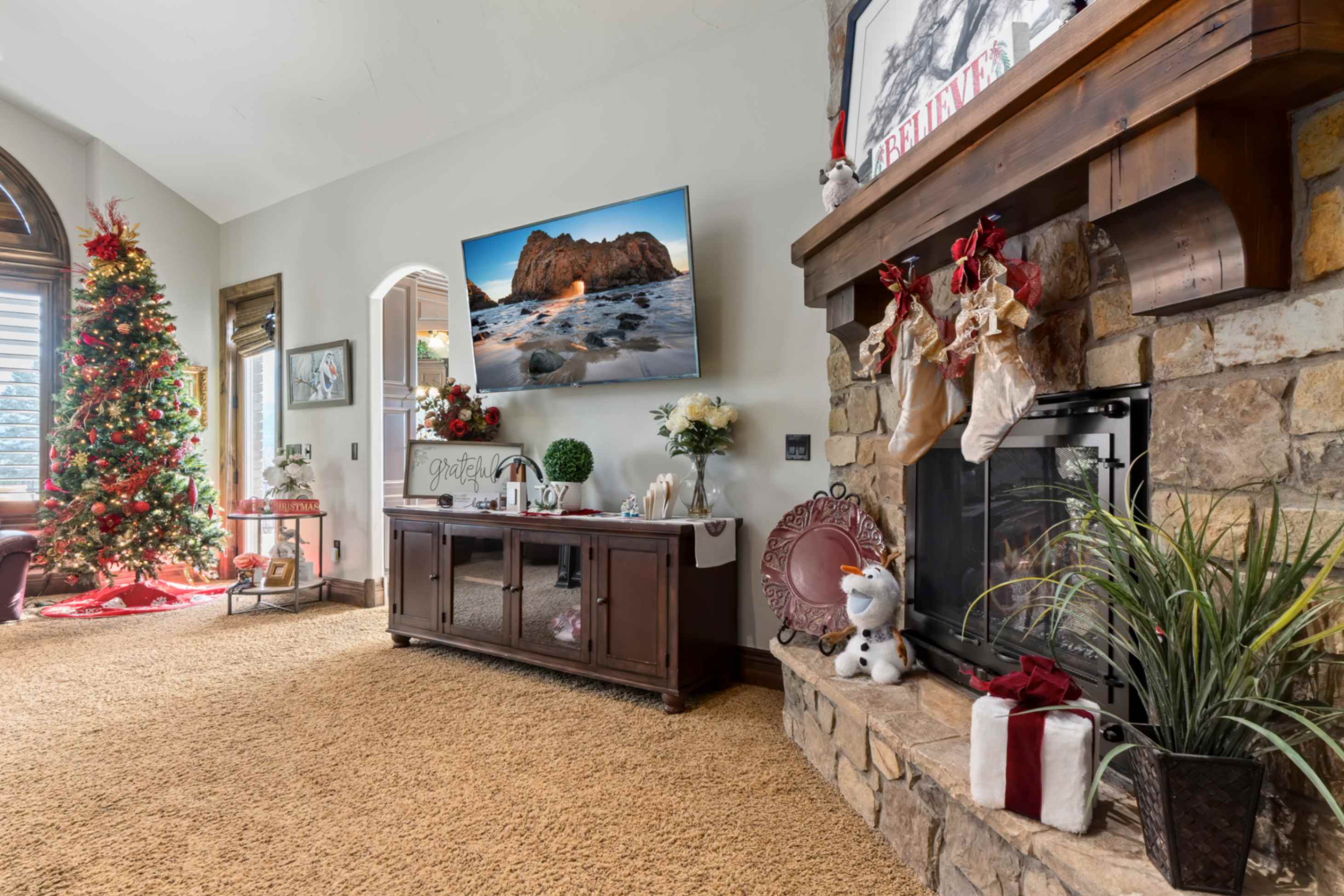 Wasatch Luxury Estate with Indoor Pickleball Theatre and Hot Tub | Photo 25