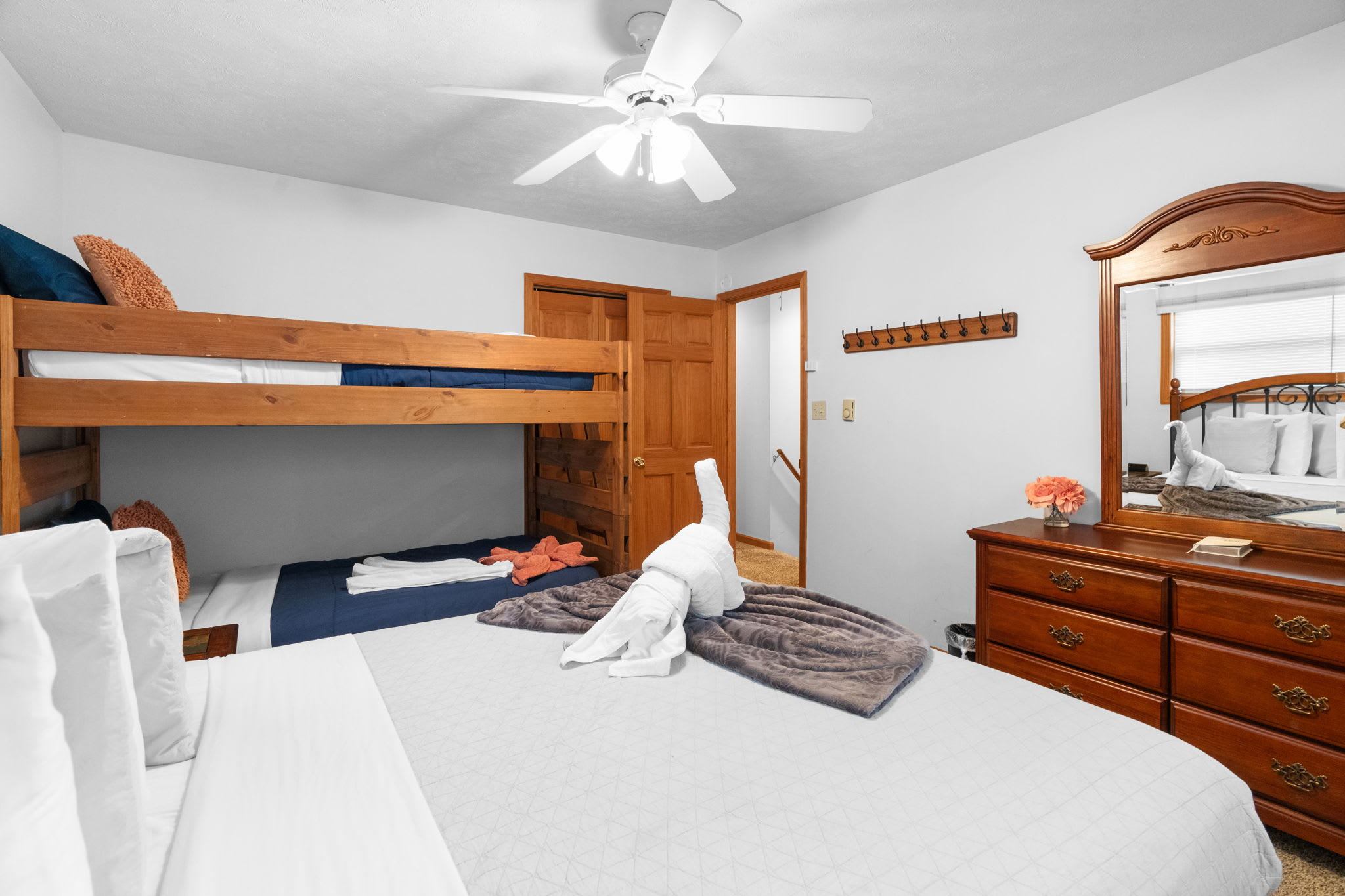 Second bedroom with comfortable queen bed - spacious sleeping accommodations for guests