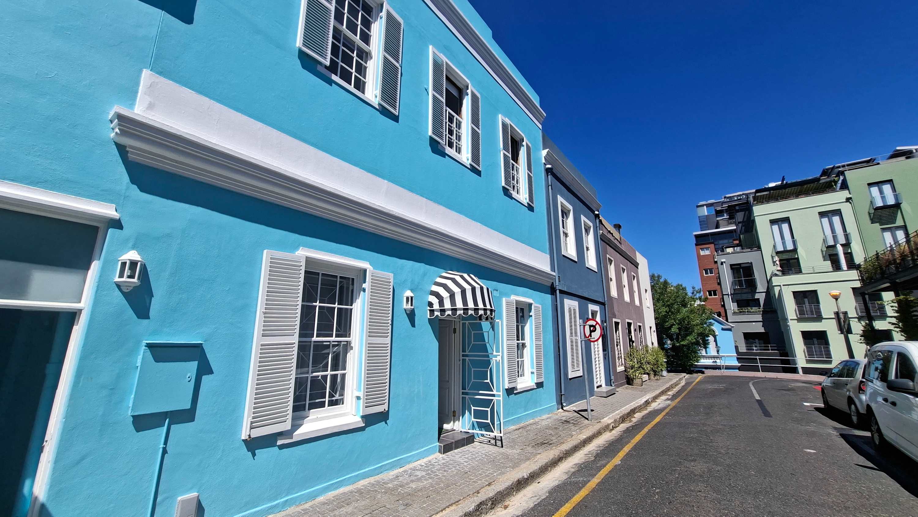 Blue Townhouse De Waterkant Stay — De Waterkant, Western Cape — vacation rental