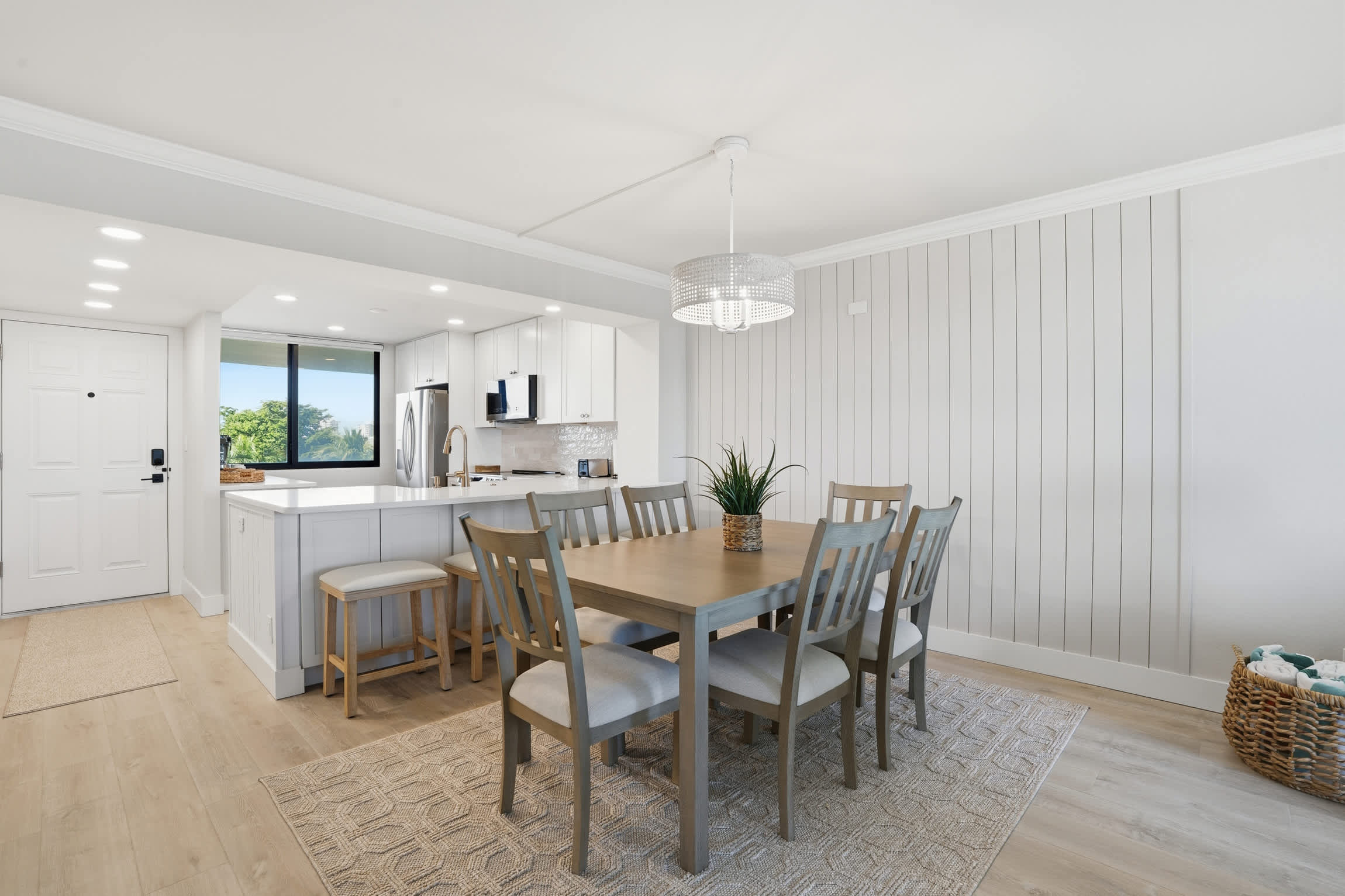 Luxury Bay Side Condo on Fort Myers Beach FL | Photo 3