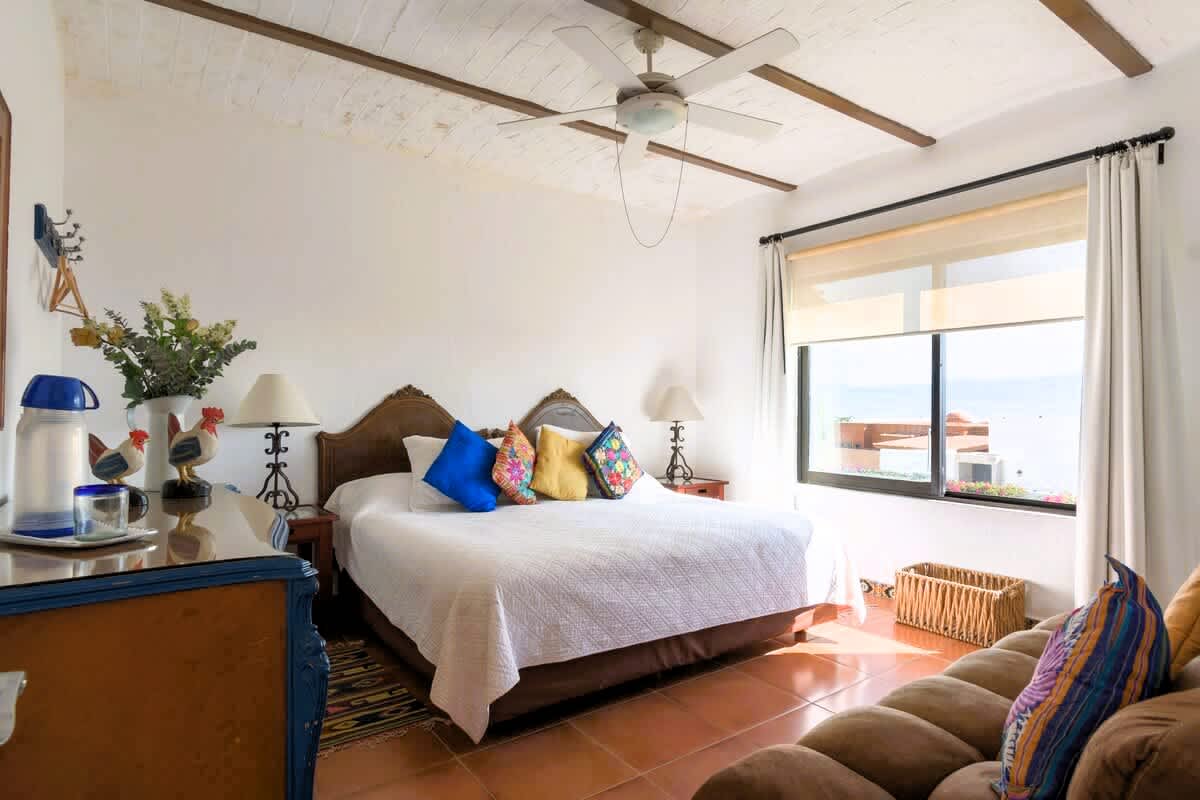ANANA Casa de los Sueños - Villa with Thermal Water and Views