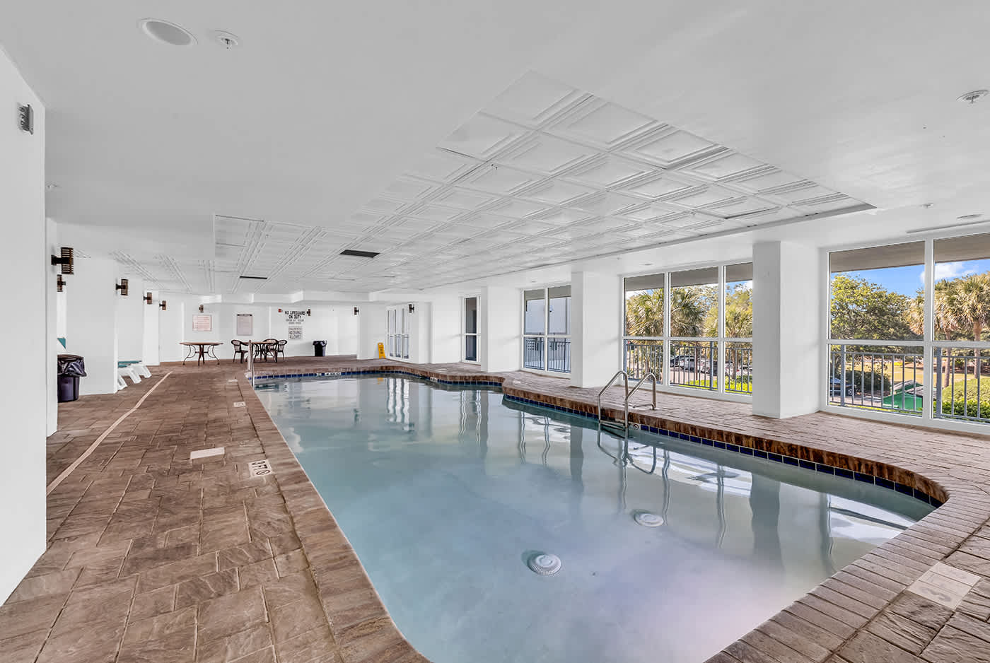 Oceanfront Luxury 2BR Litchfield Beach Escape | Photo 38