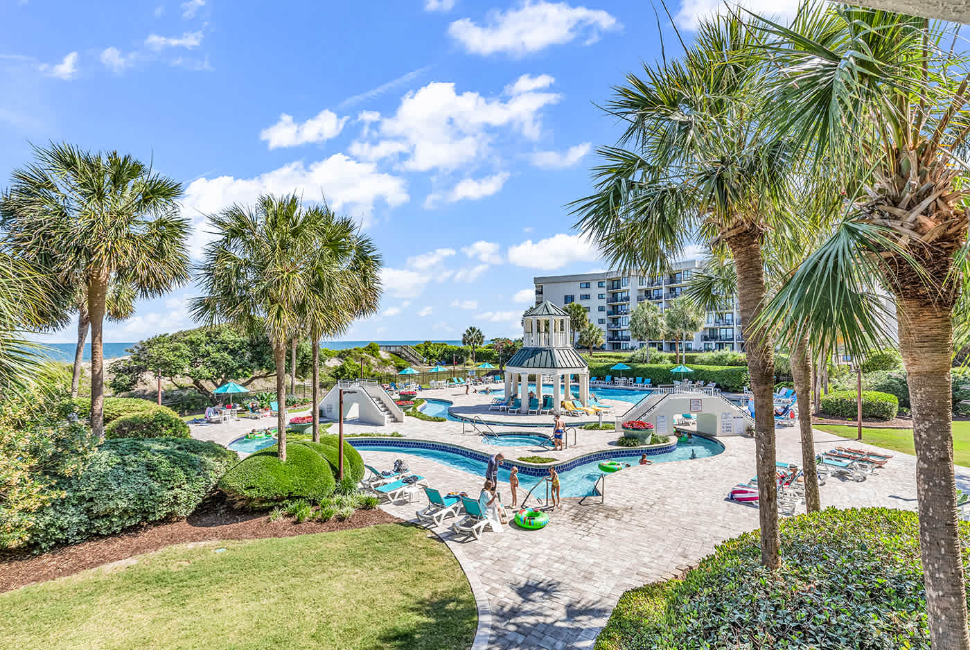 Oceanfront Luxury 2BR Litchfield Beach Escape | Photo 32