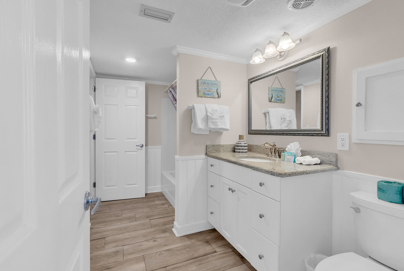 Beach Lovers Retreat 3BR North Myrtle Beach Gem | Photo 23