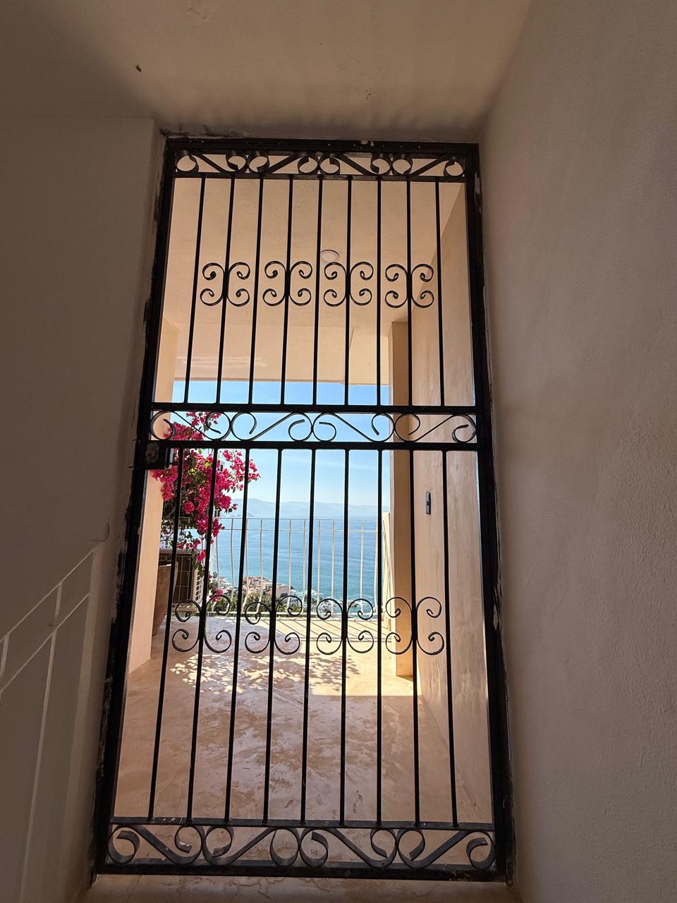 Sea Breeze Penthouse at Conchas Chinas