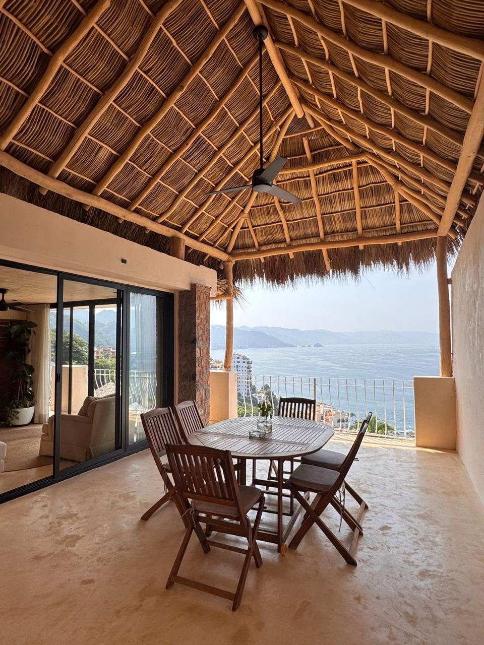 Sea Breeze Penthouse at Conchas Chinas