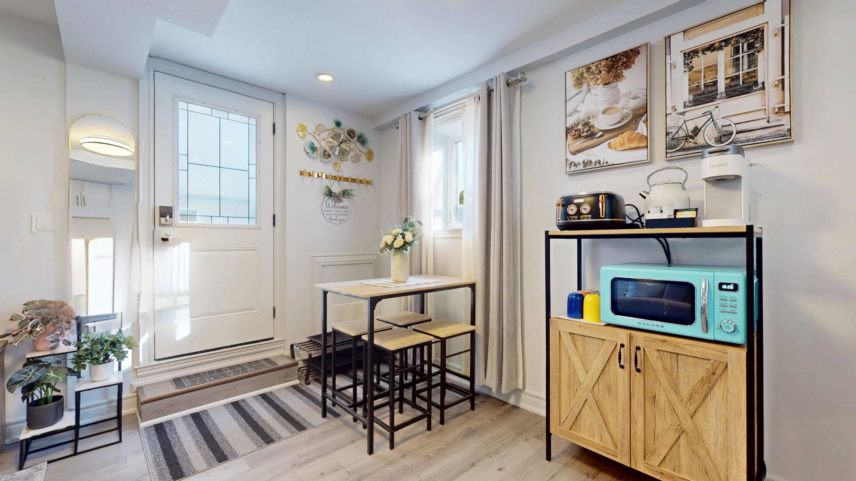 Brand New Basement Suite w Parking Laundry | Photo 4