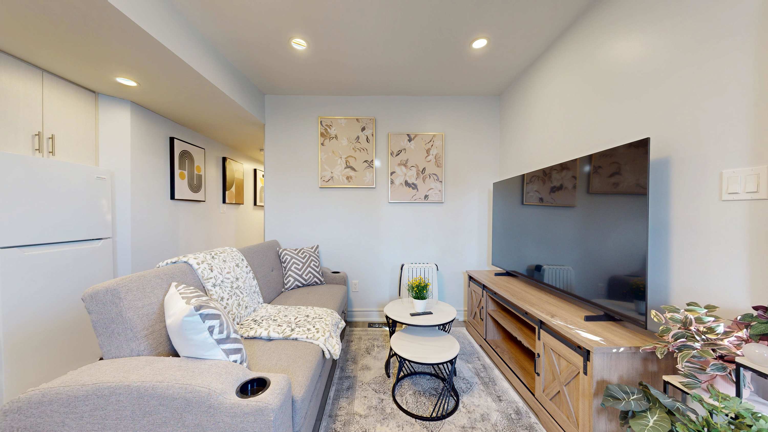 Brand New Basement Suite w Parking Laundry | Photo 6