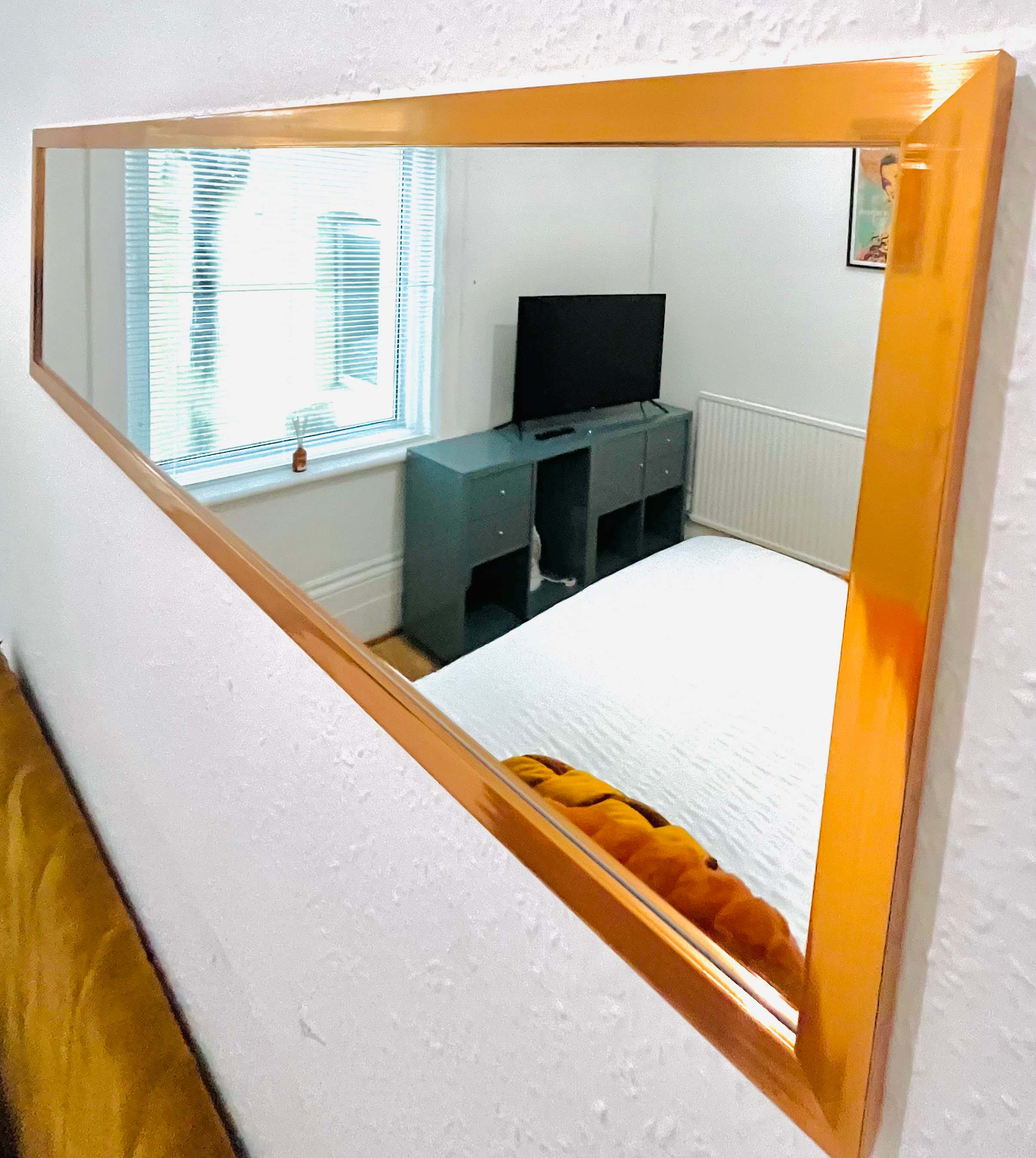 Cosy Portsmouth House: Free Parking! in 30 Taswell Road PO5 2RG - Property image 5 - VivreStays