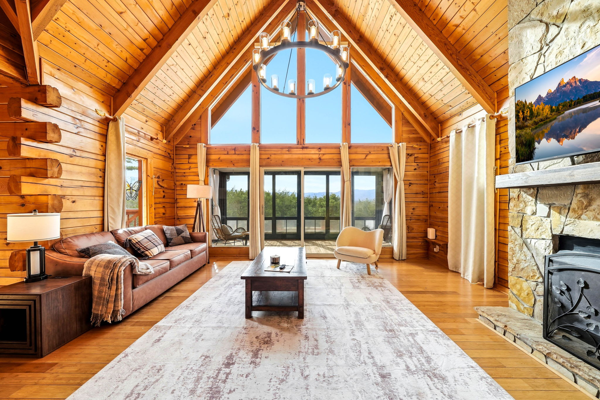 Mountain View Cabin with Fire Pit & Entertainment