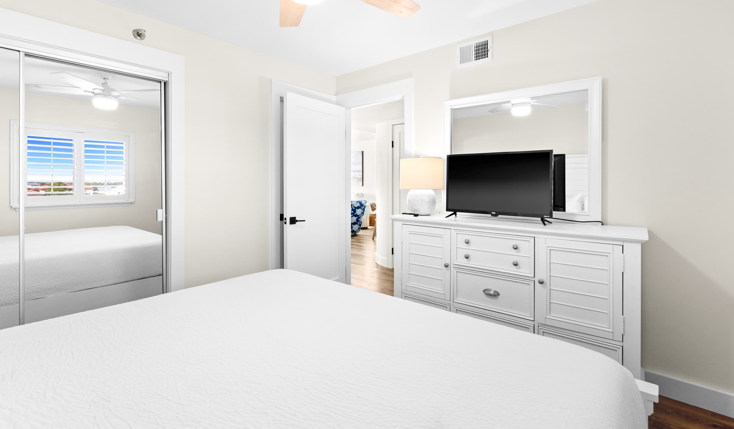 One Seagrove Place 0606 14