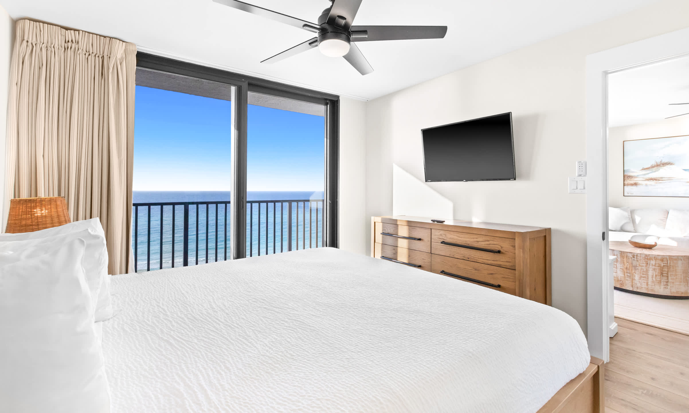 One Seagrove Place 0606 18