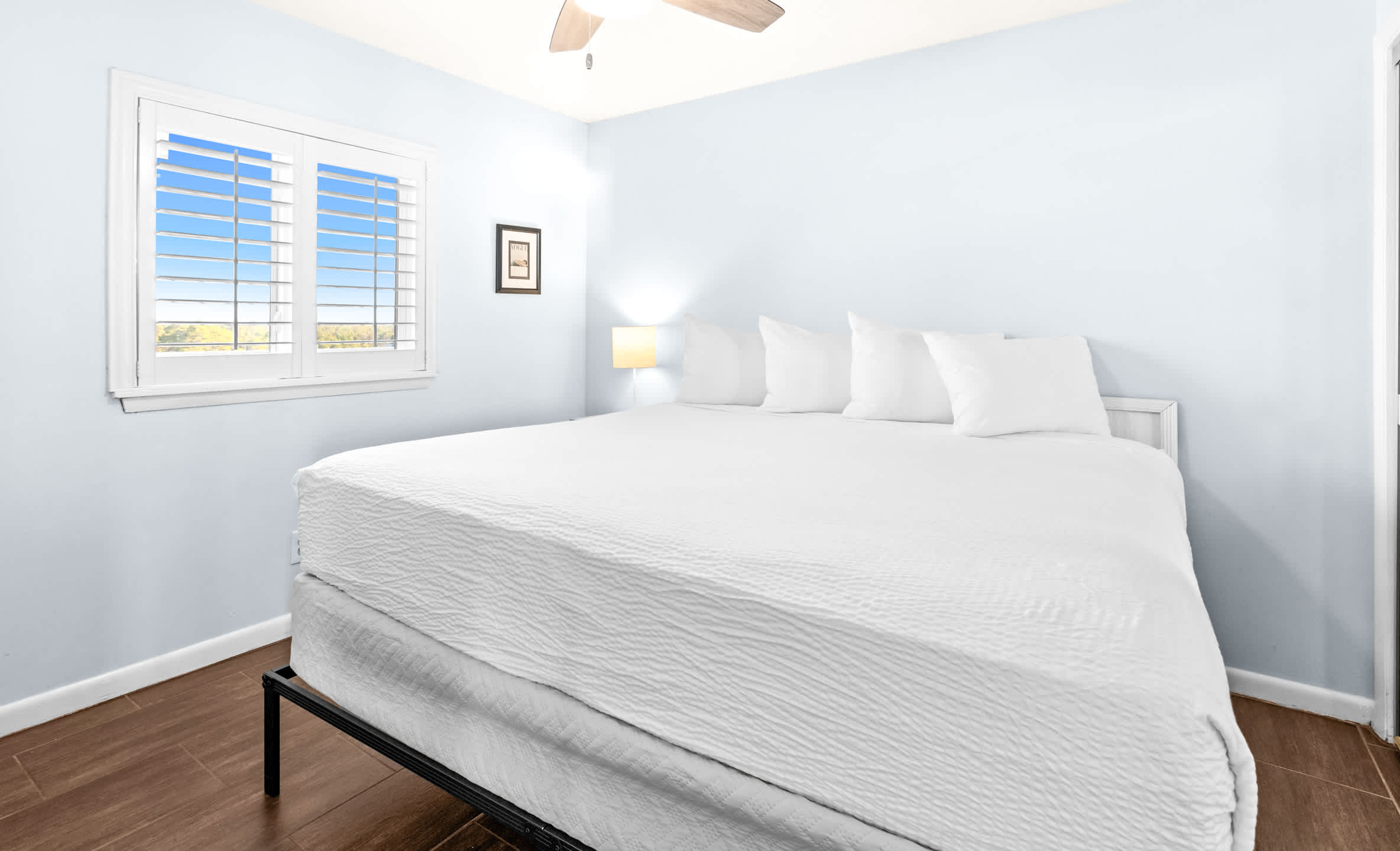 One Seagrove Place 1005 | Photo 14